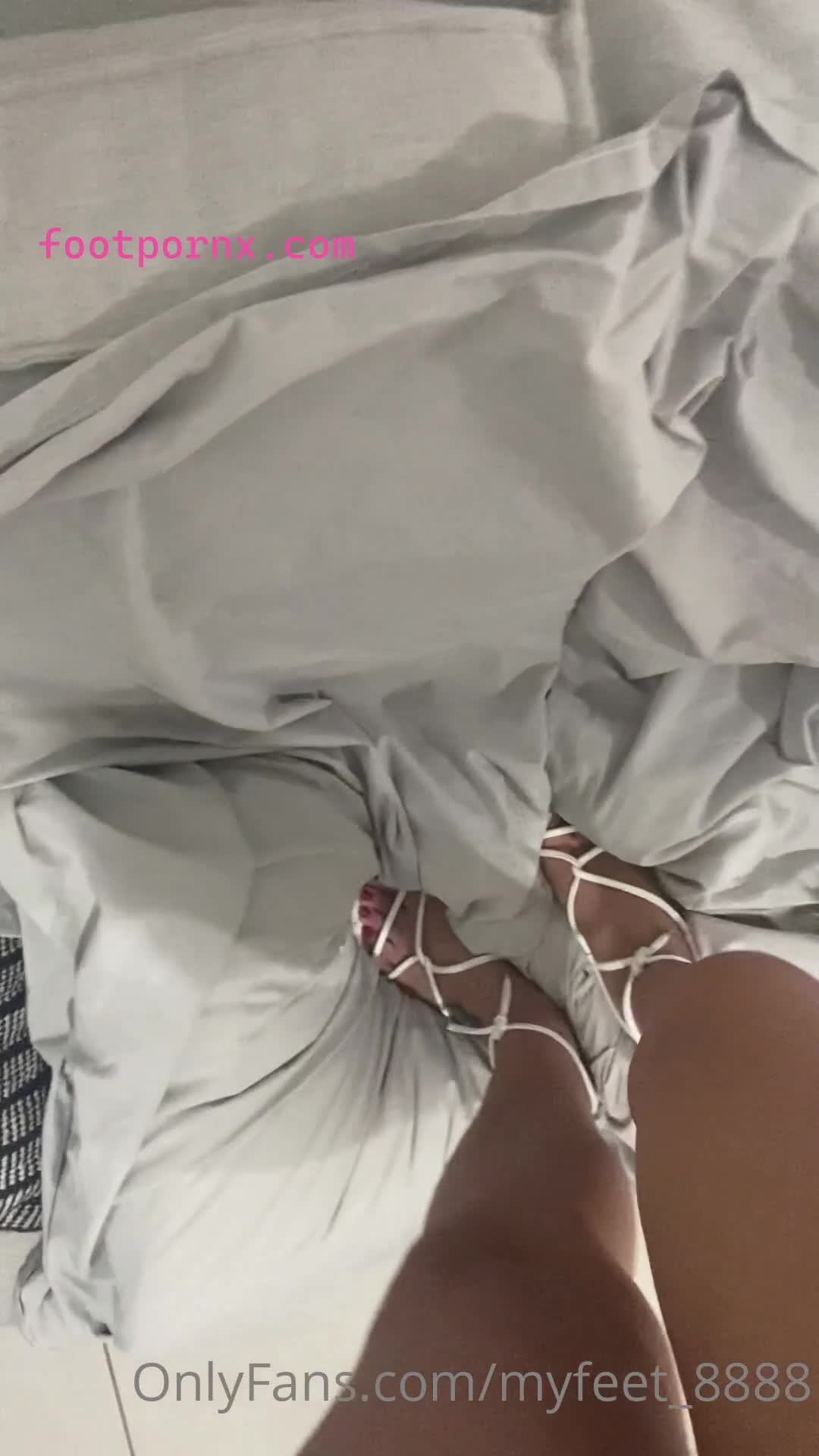 enna_88 latina toes pretty feet 1