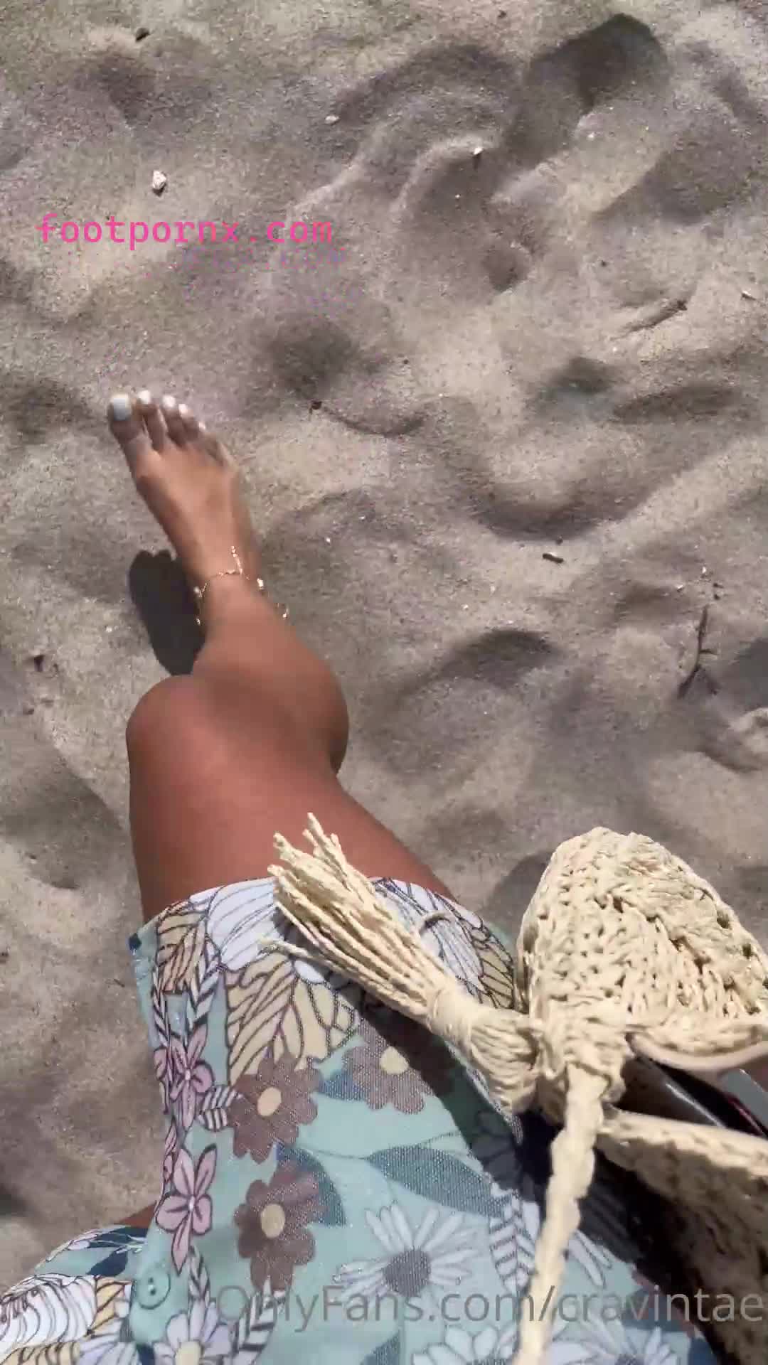 cravintae ebony foot model 7