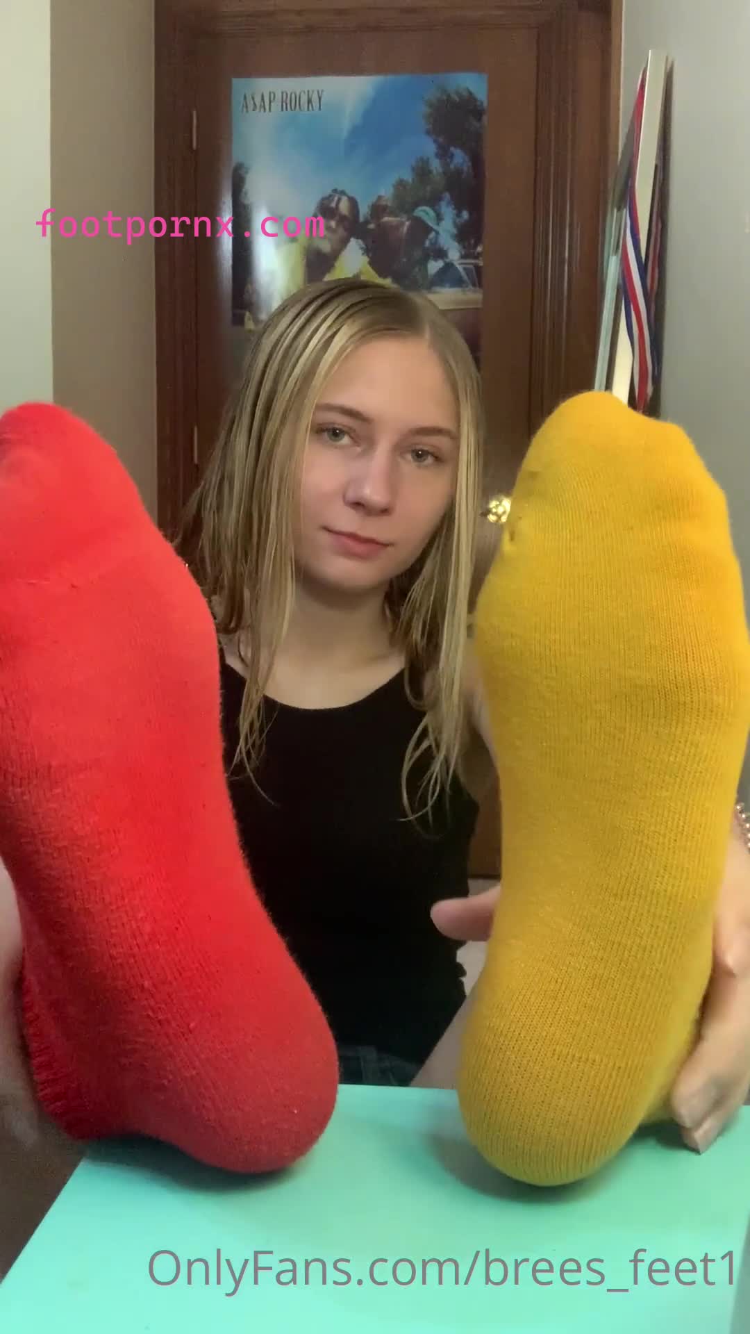 brees_feet1 teen white girls toes 1