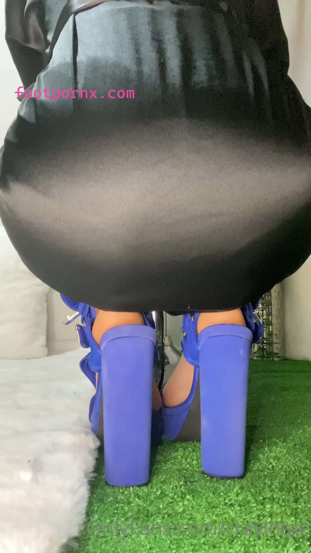 cravintae ebony foot model 76