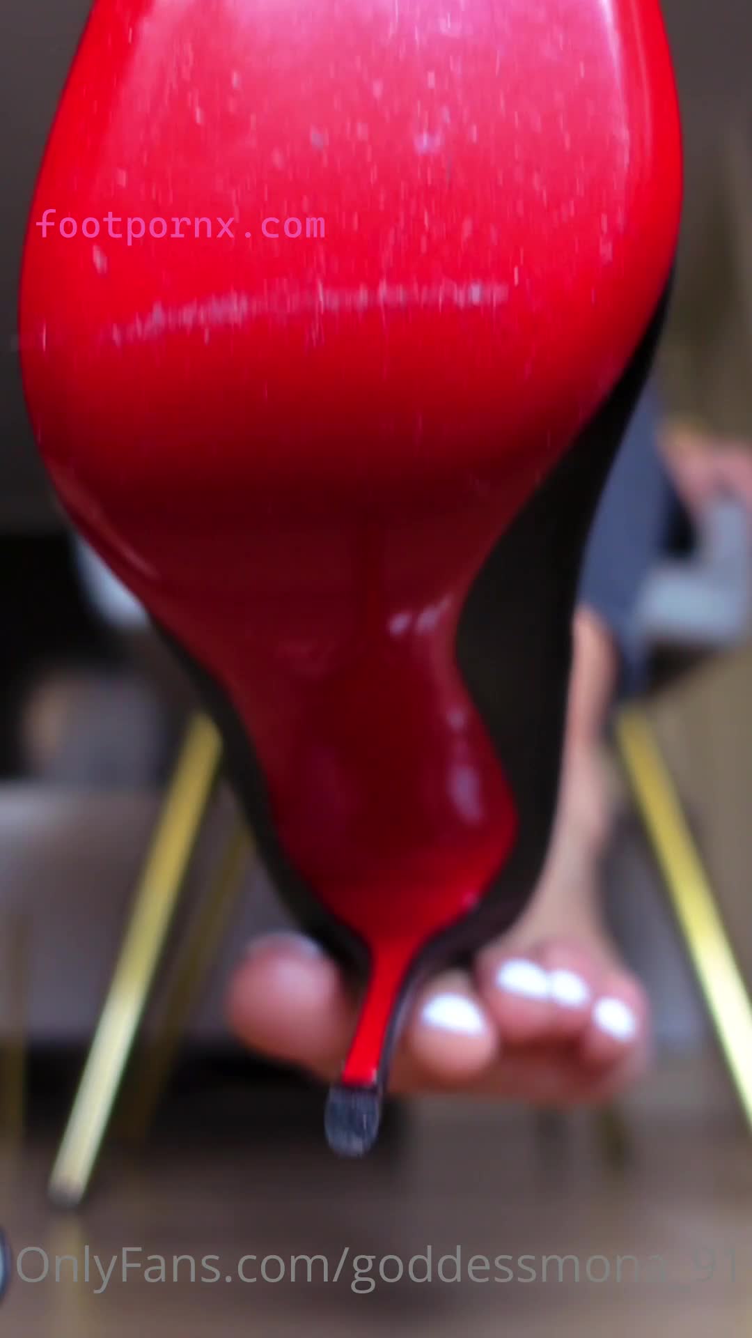 goddessmona_91 foot tease 6