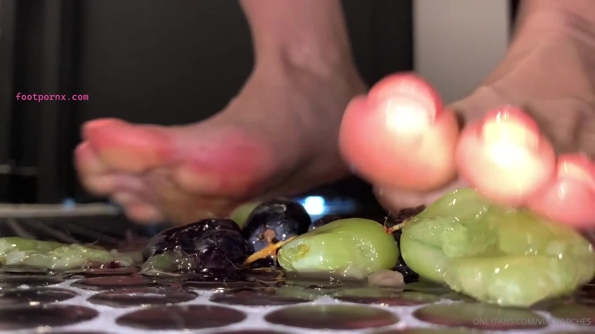 vixenarches hot foot queen [RETIRED] 122