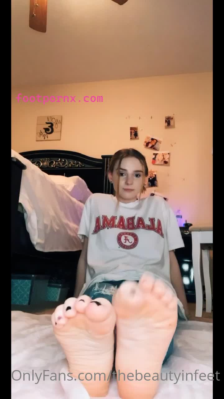 gracefulgracexo feet teen white girl 11