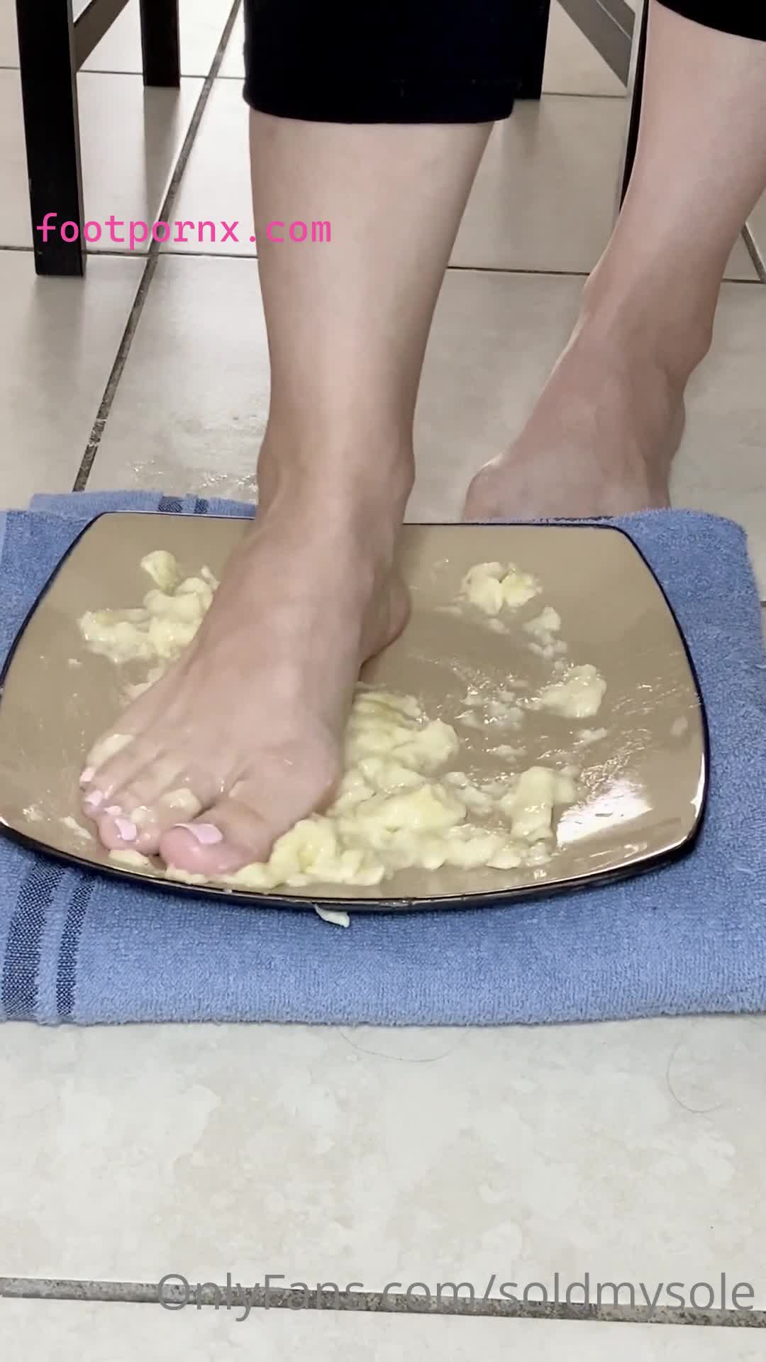 soldmysole pretty ebony foot model 6