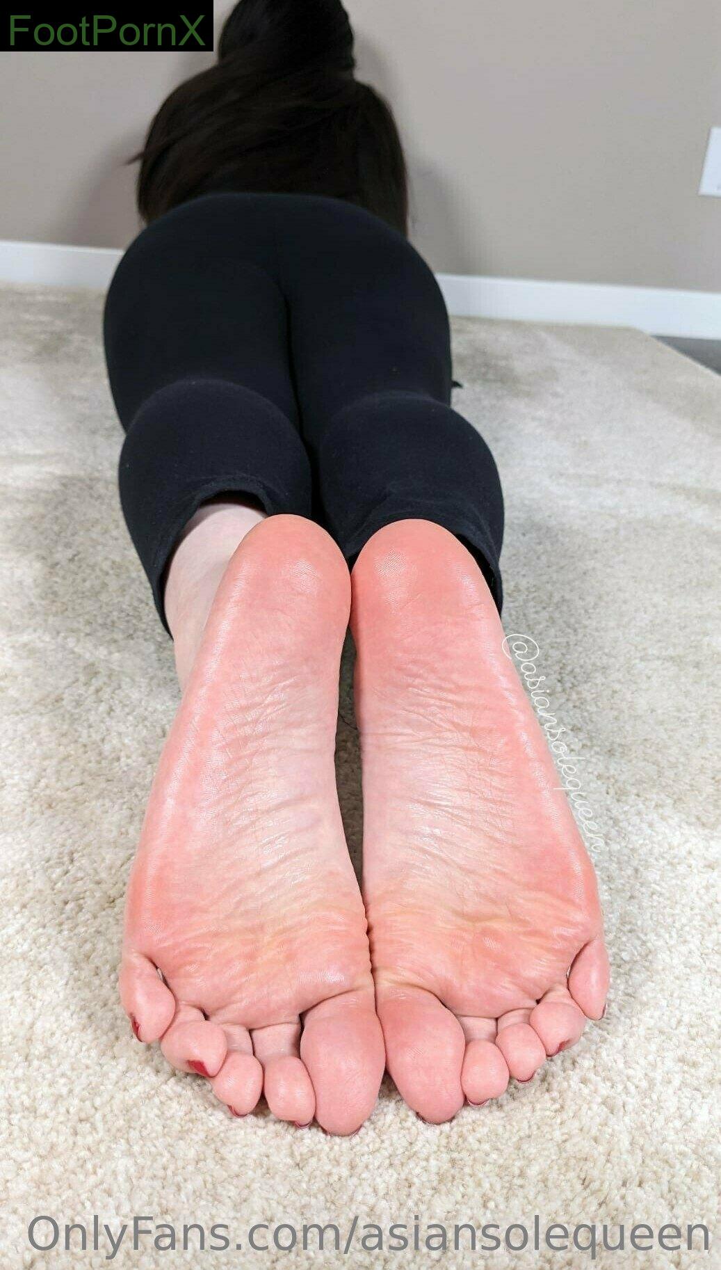 asiansolequeen feet