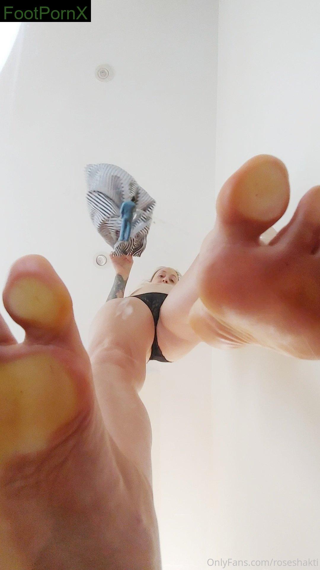 roseshakti feet