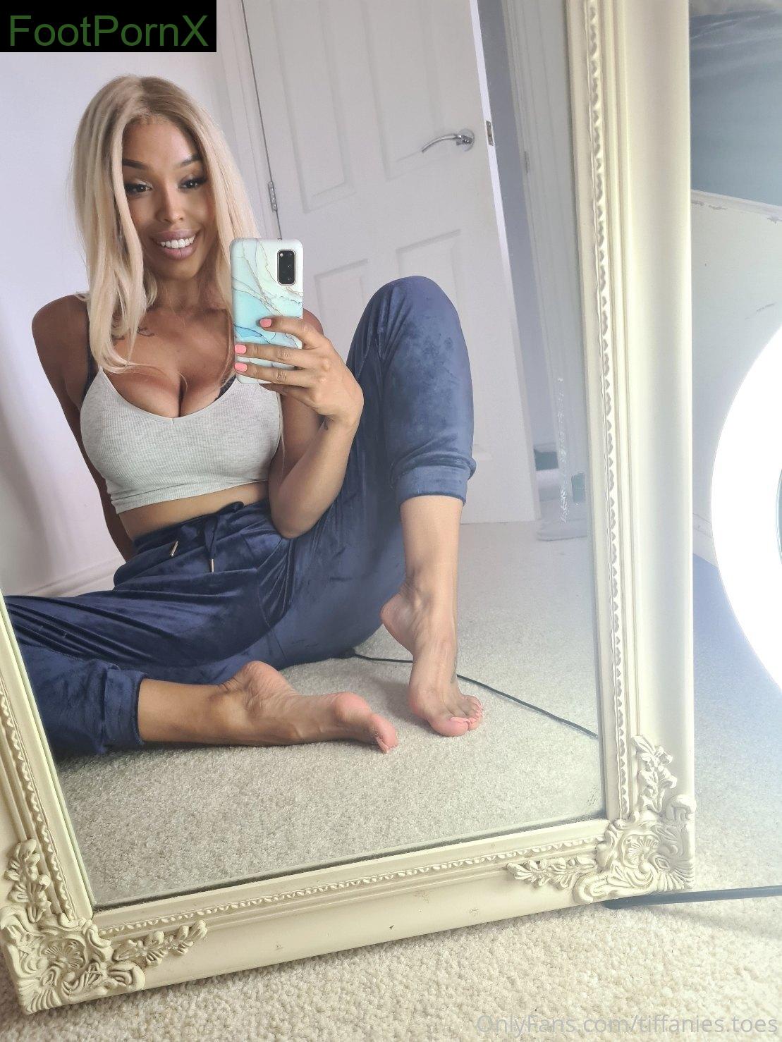 tiffanies.toes feet