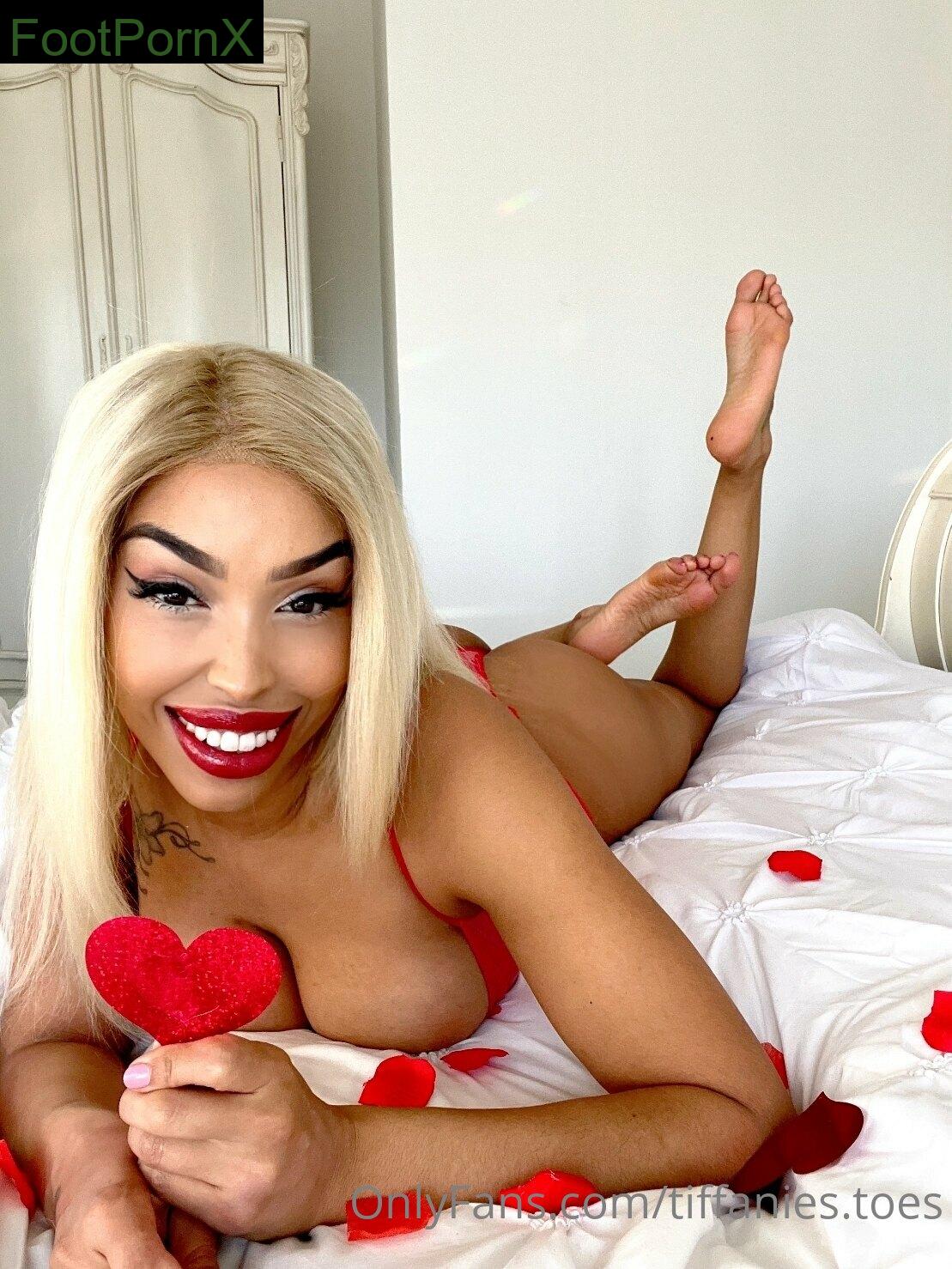 tiffanies.toes feet