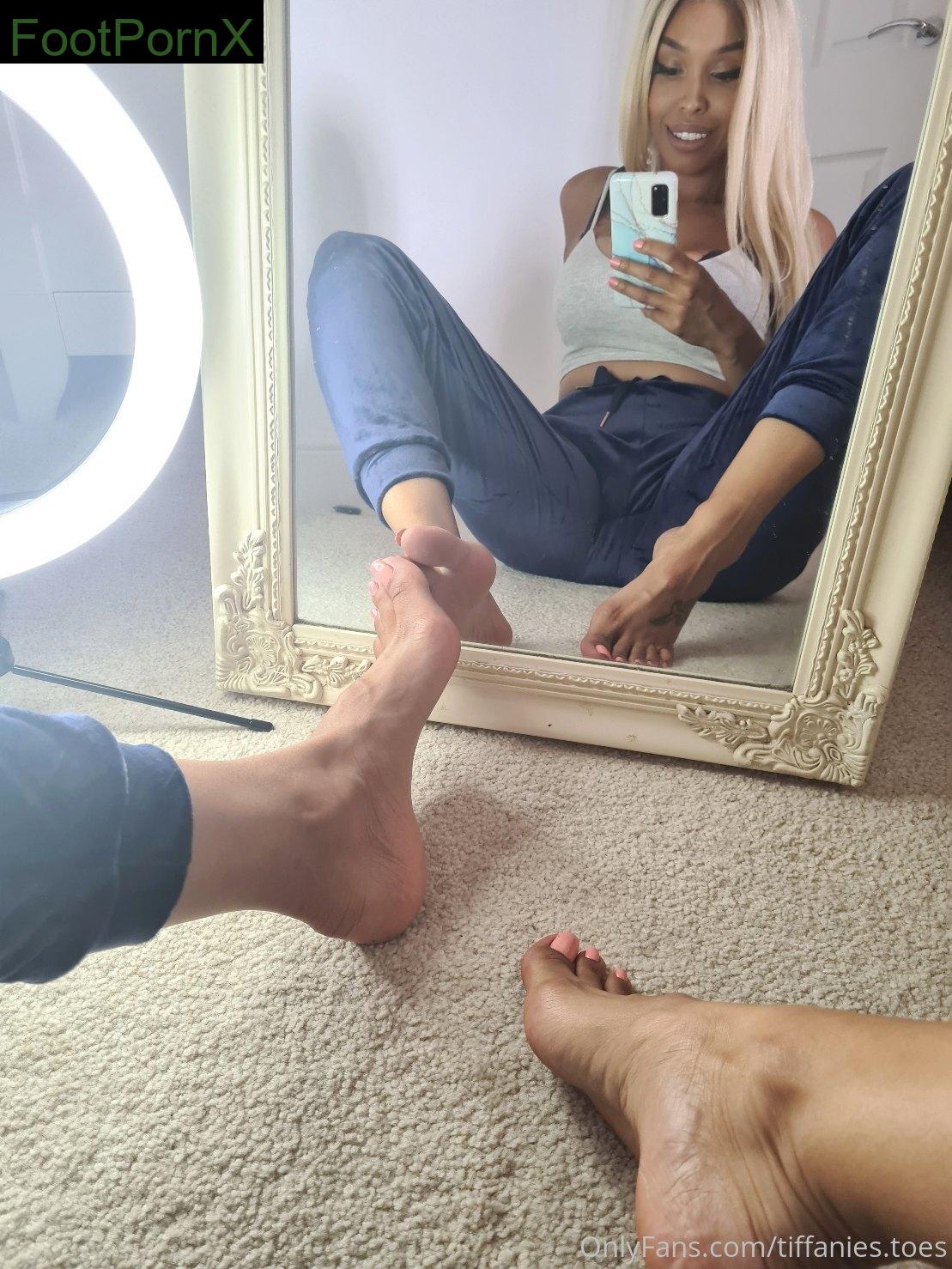 tiffanies.toes feet