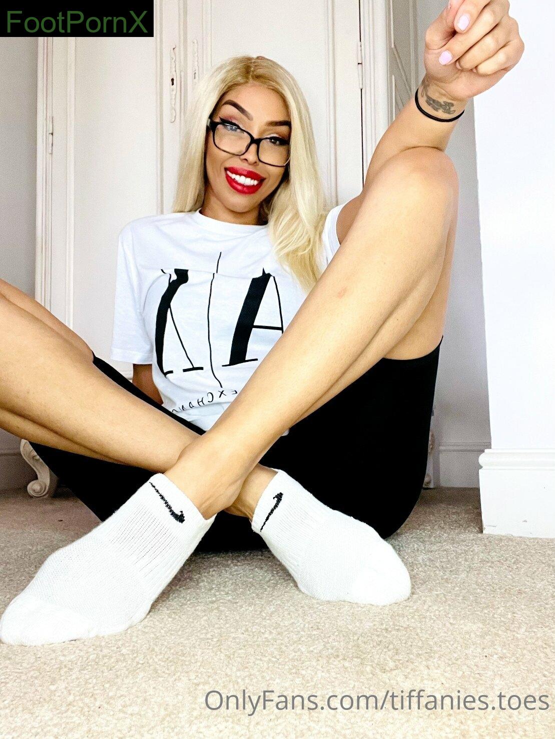tiffanies.toes feet