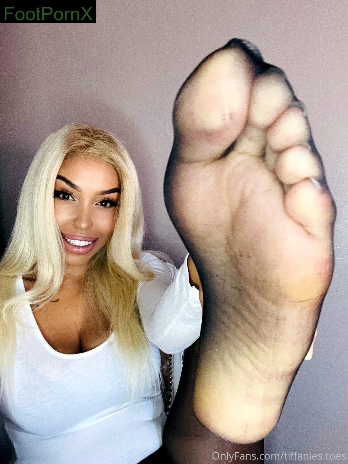 tiffanies.toes feet