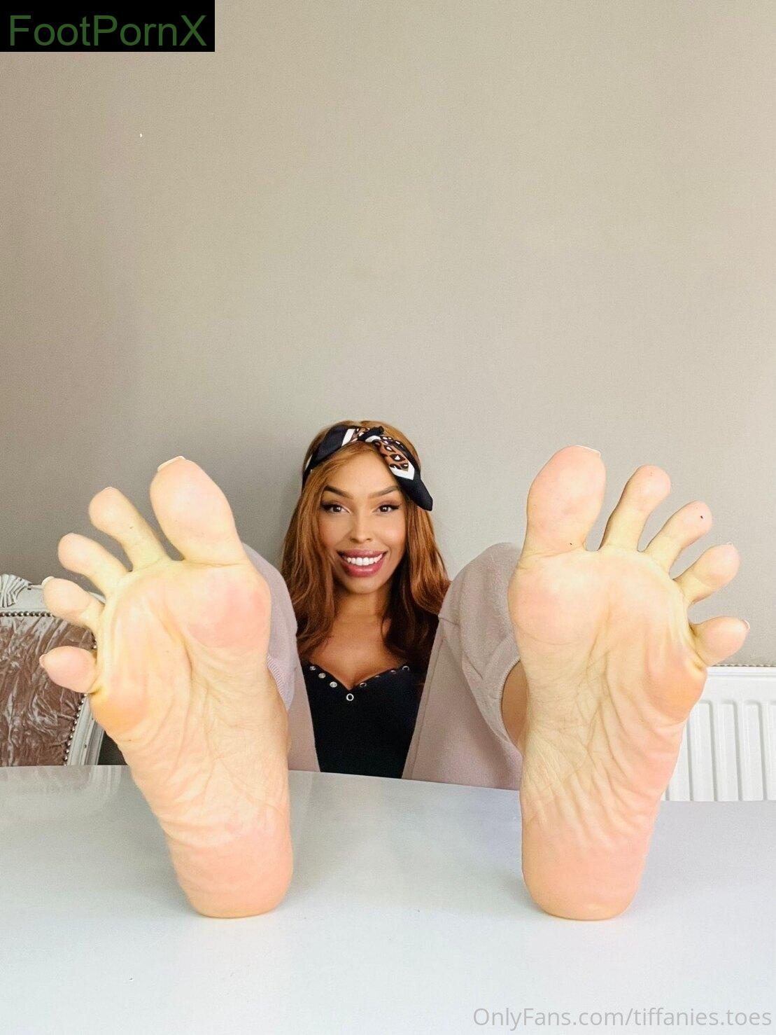 tiffanies.toes feet