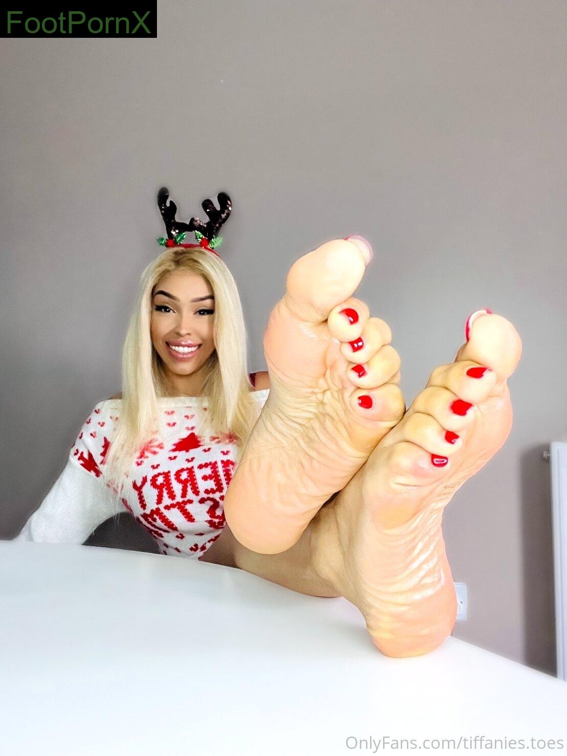 tiffanies.toes feet