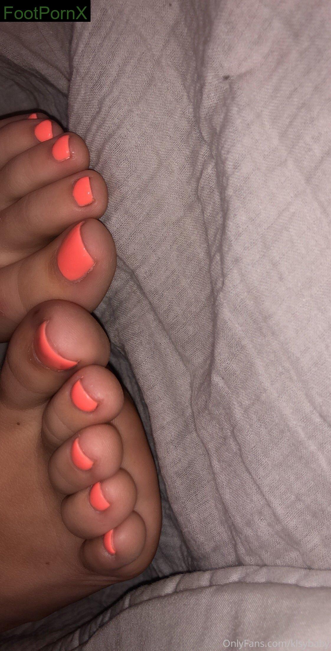 Klsybaby feet