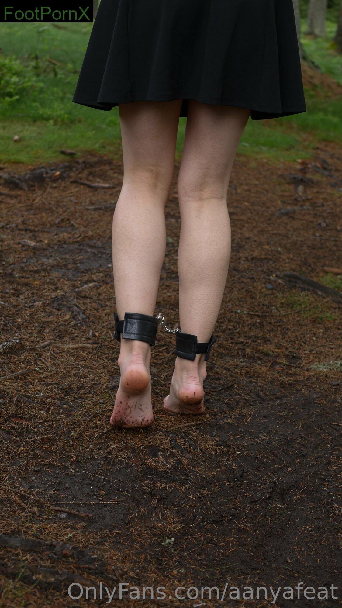 aanyafeat feet
