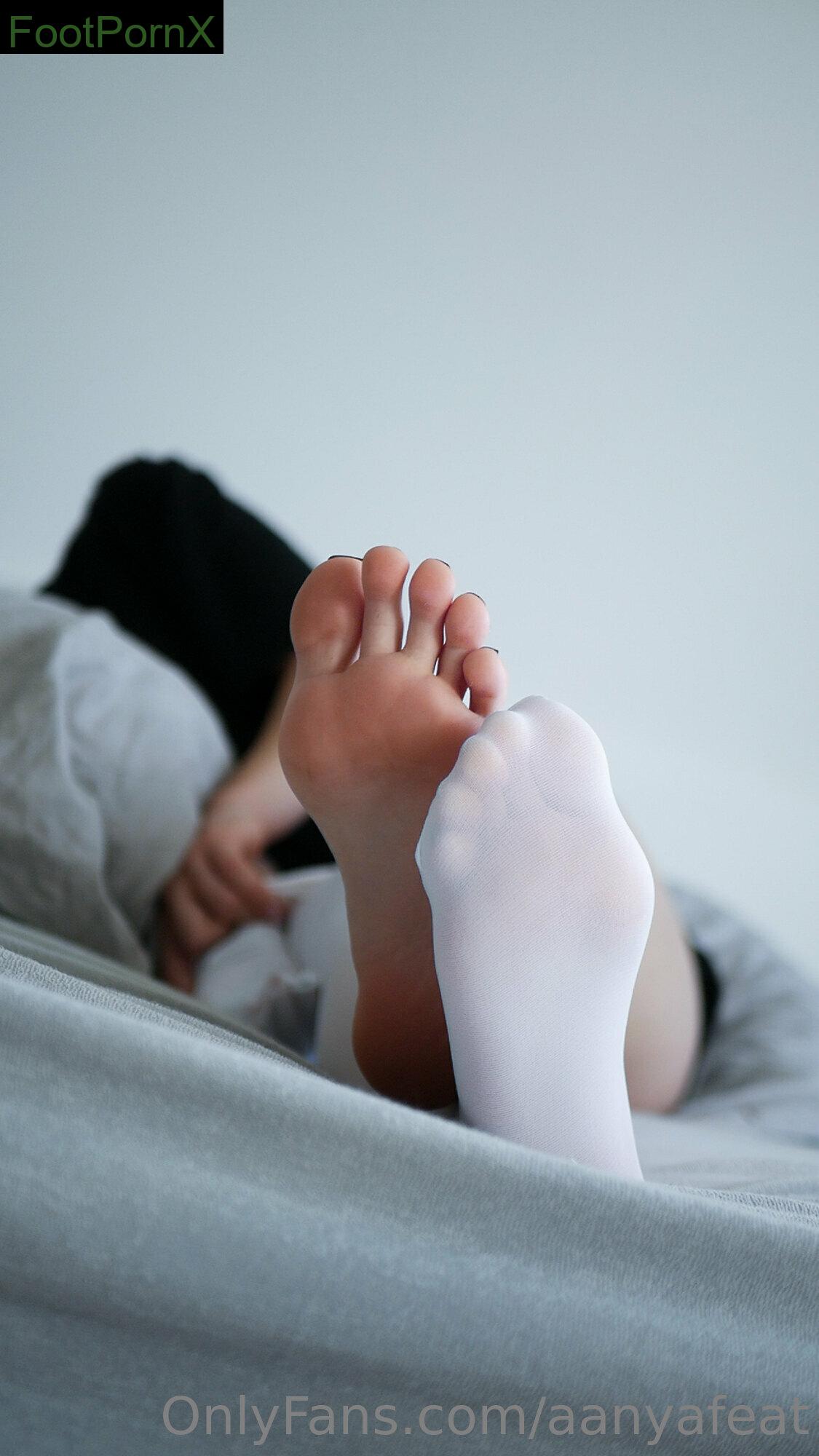 aanyafeat feet