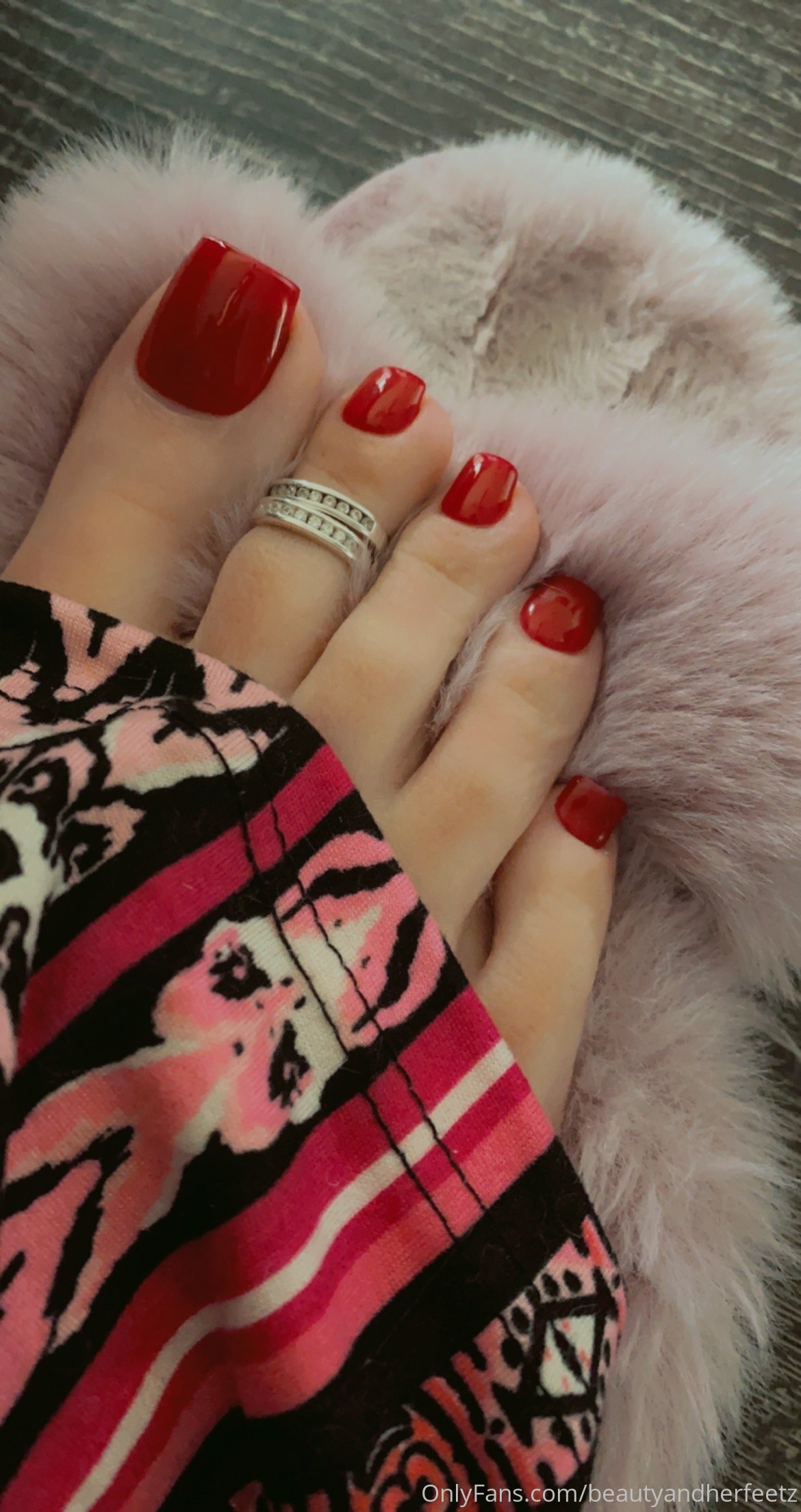 beautyandherfeetz feet