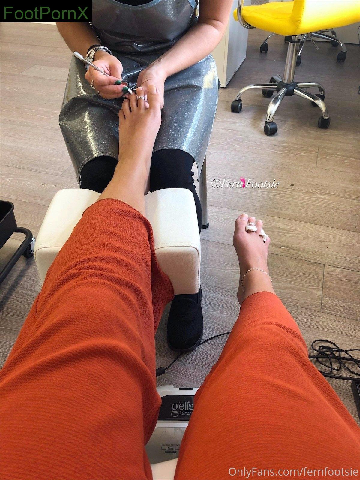 fernfootsie feet