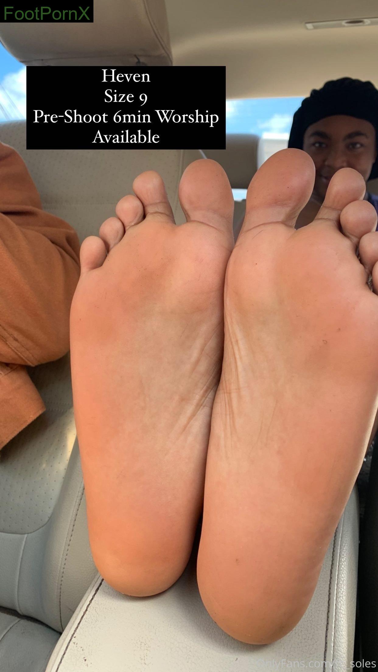 fc_soles feet