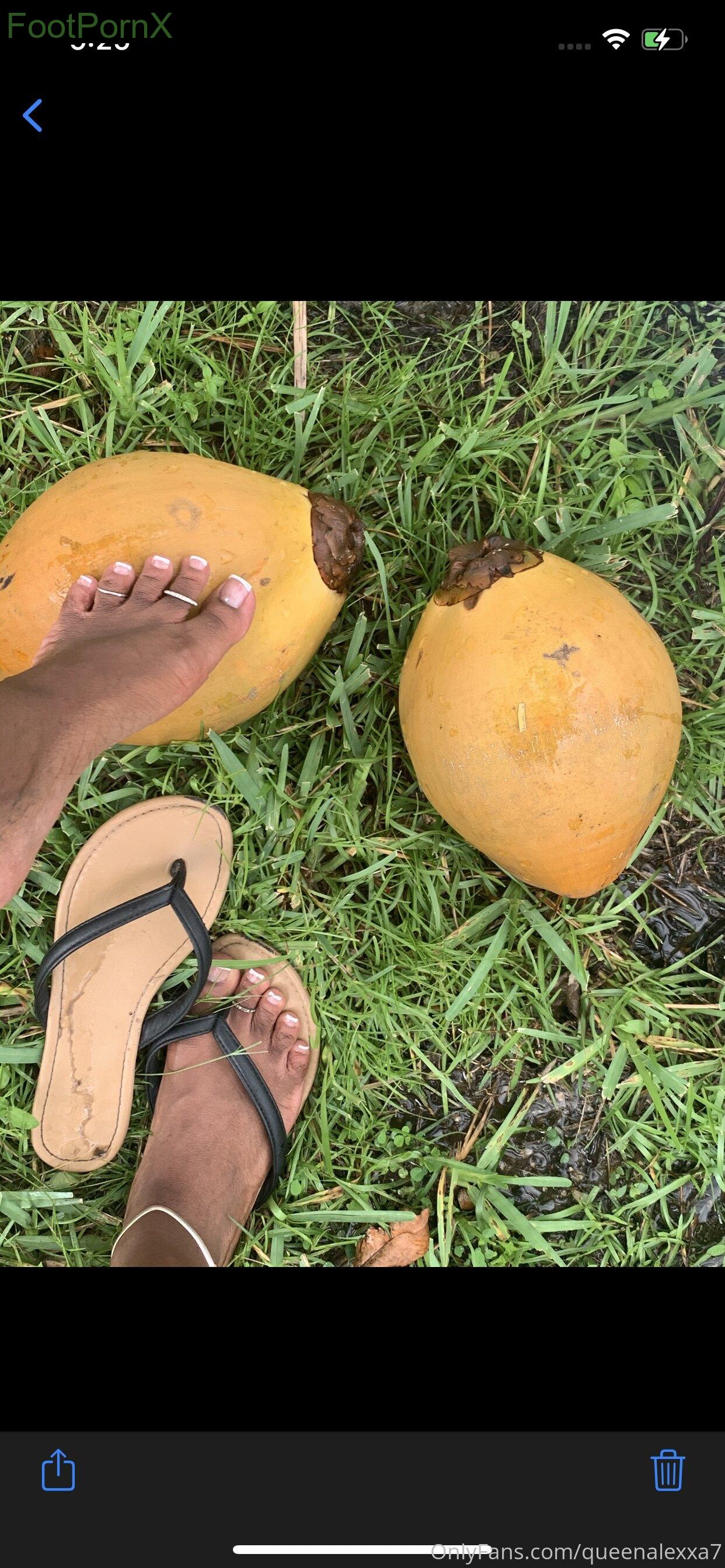 empressalexxa feet