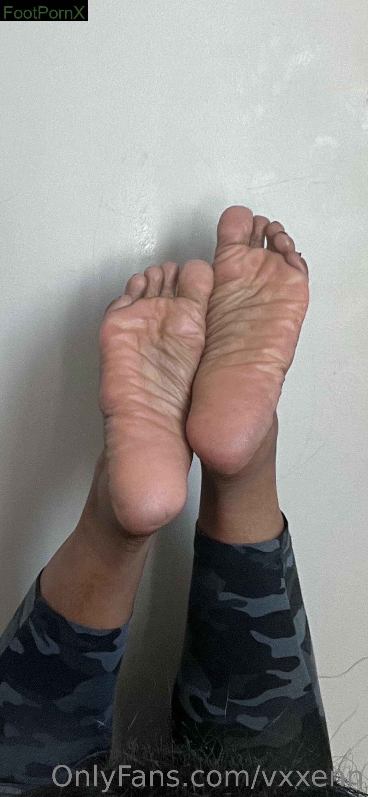 vxxenn feet