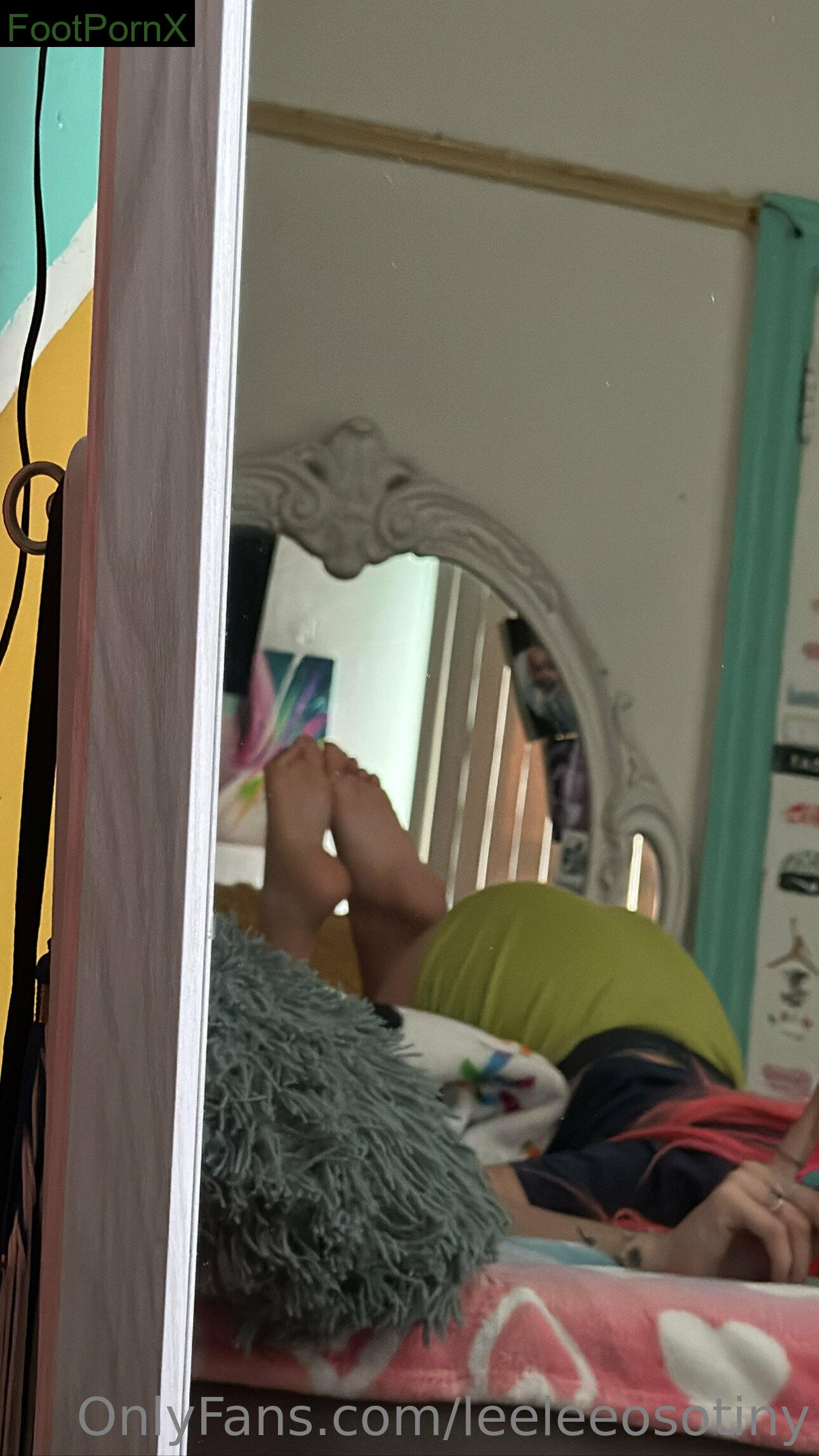 leeleeosotiny feet