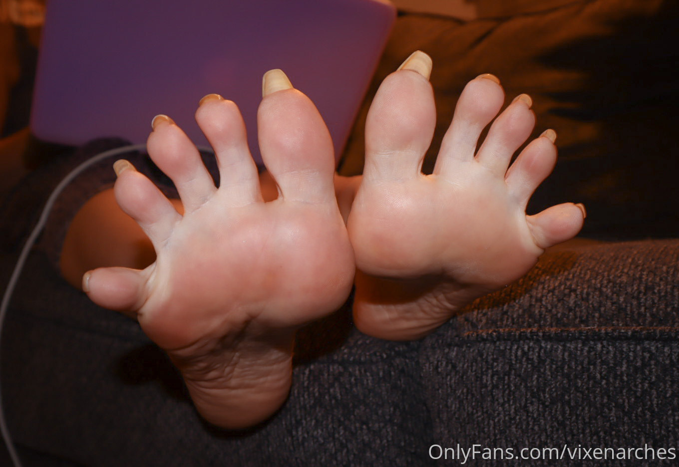 vixenarches feet