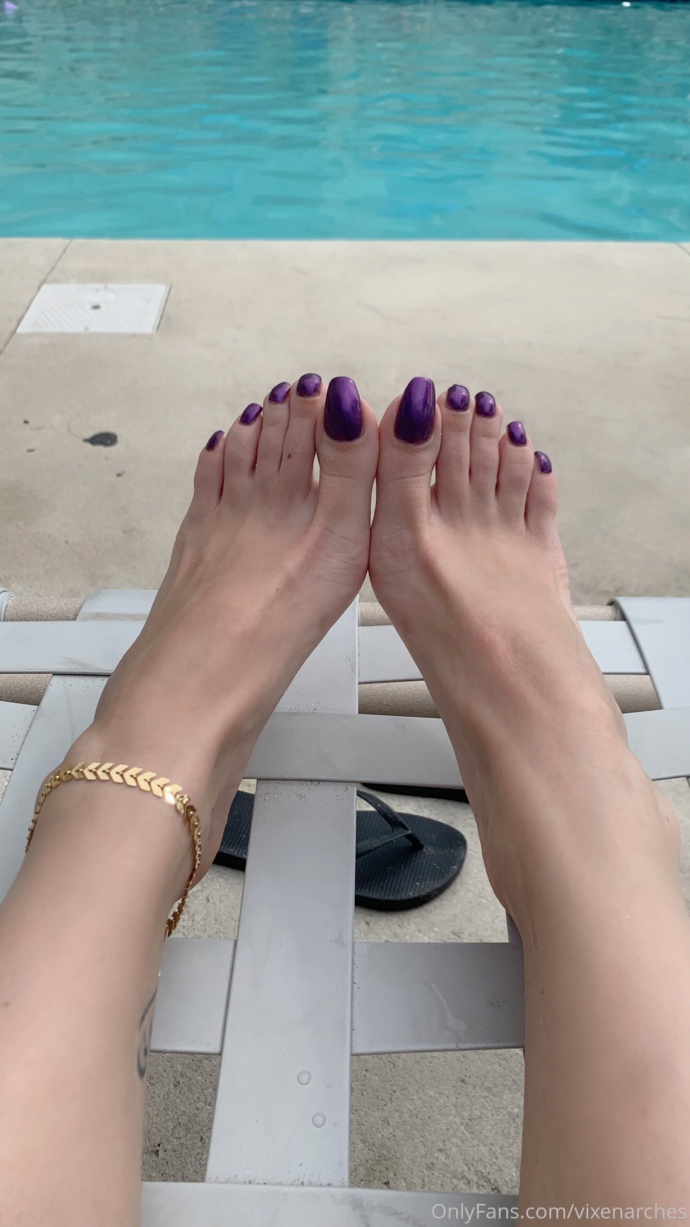 vixenarches feet