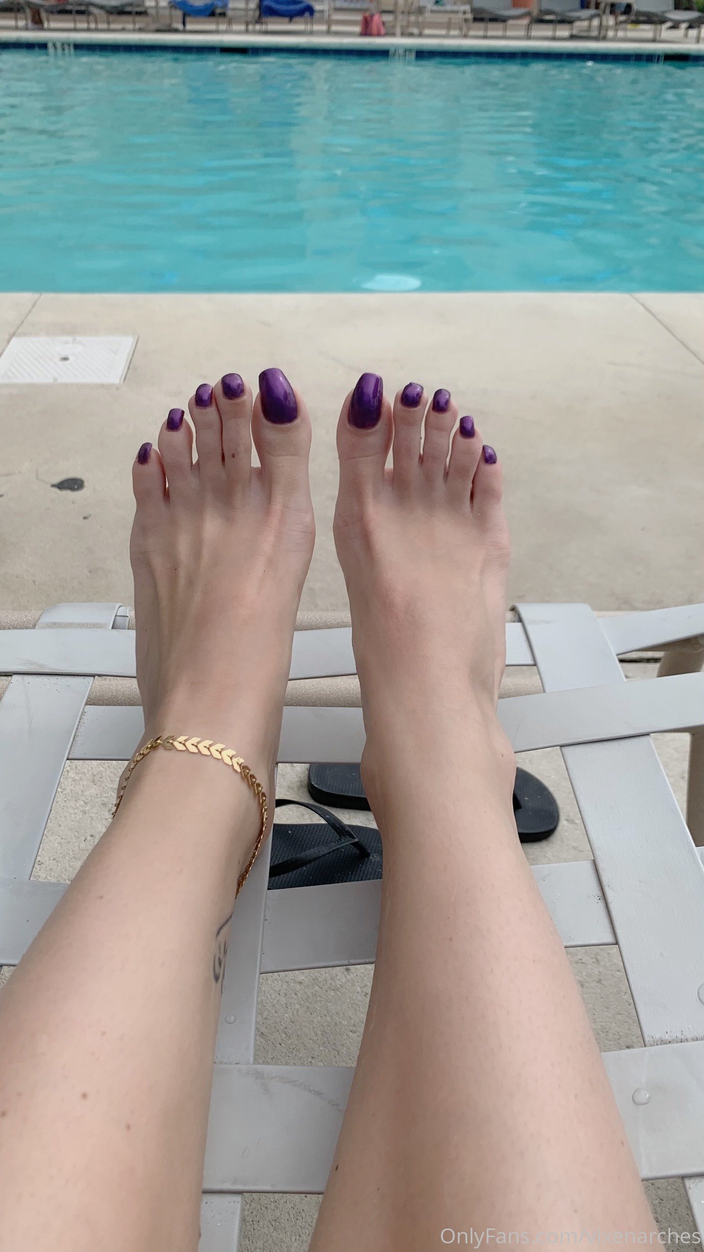 vixenarches feet