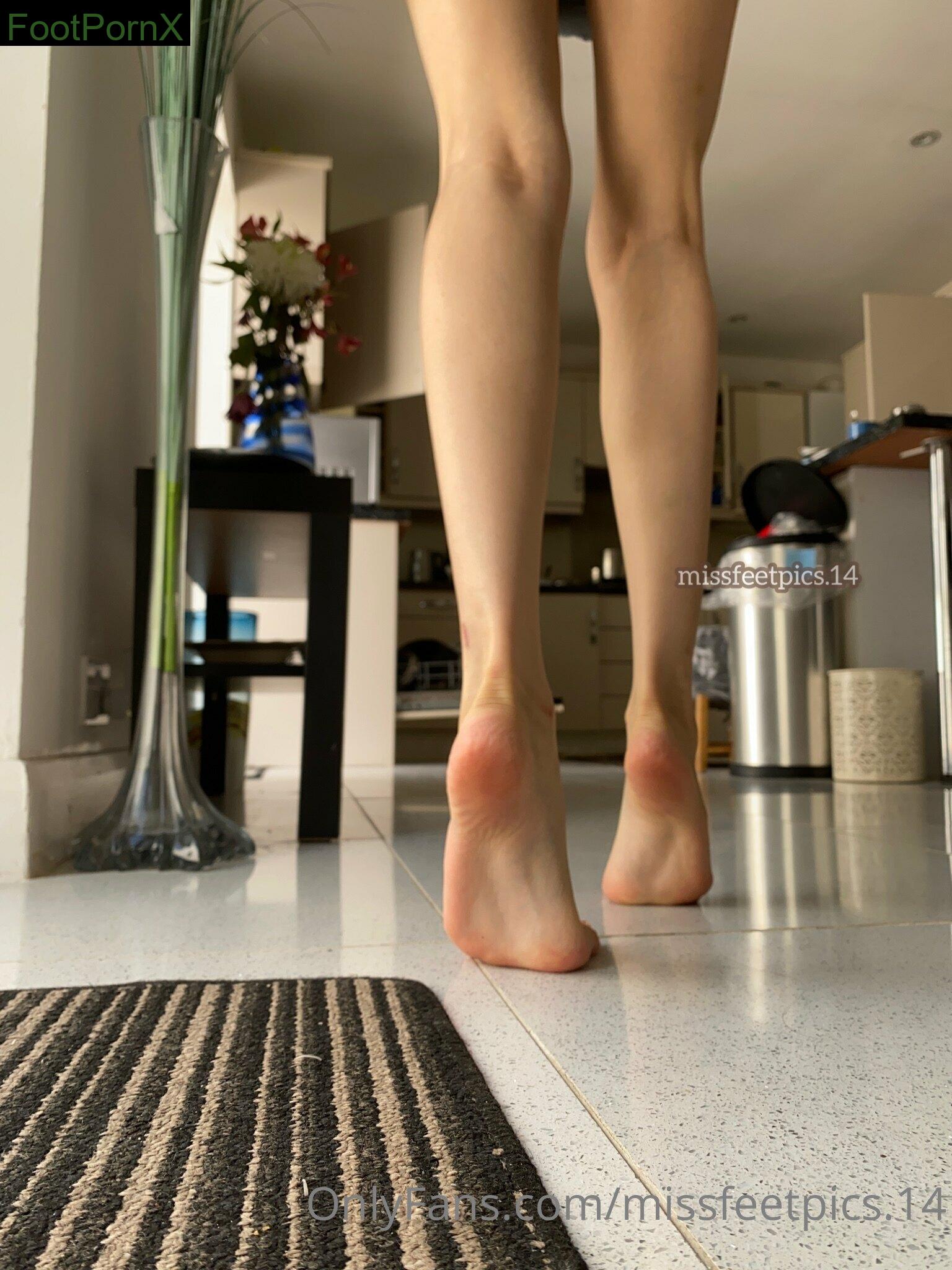 missfeetpics.14 feet