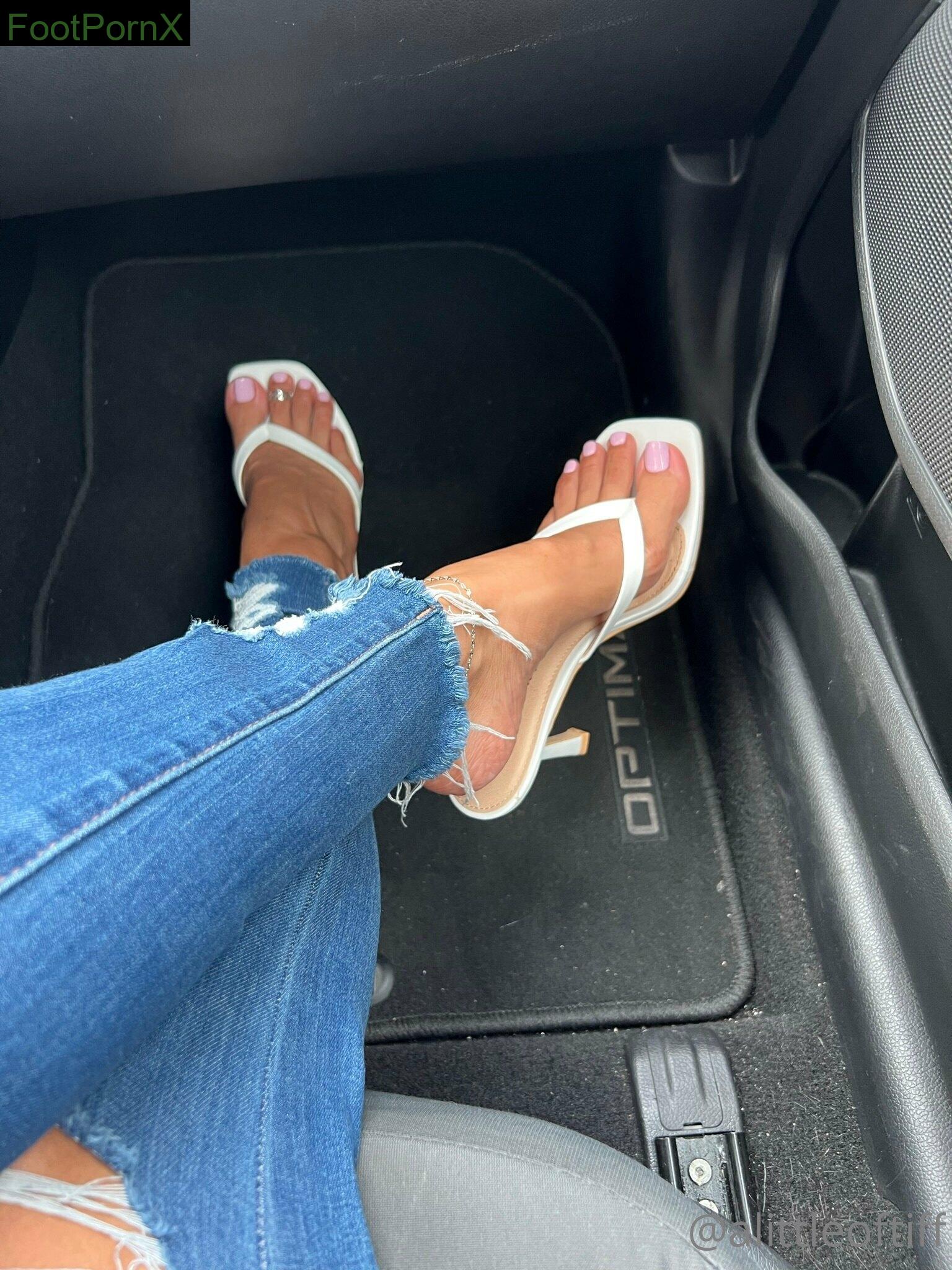 alittleoftiff feet