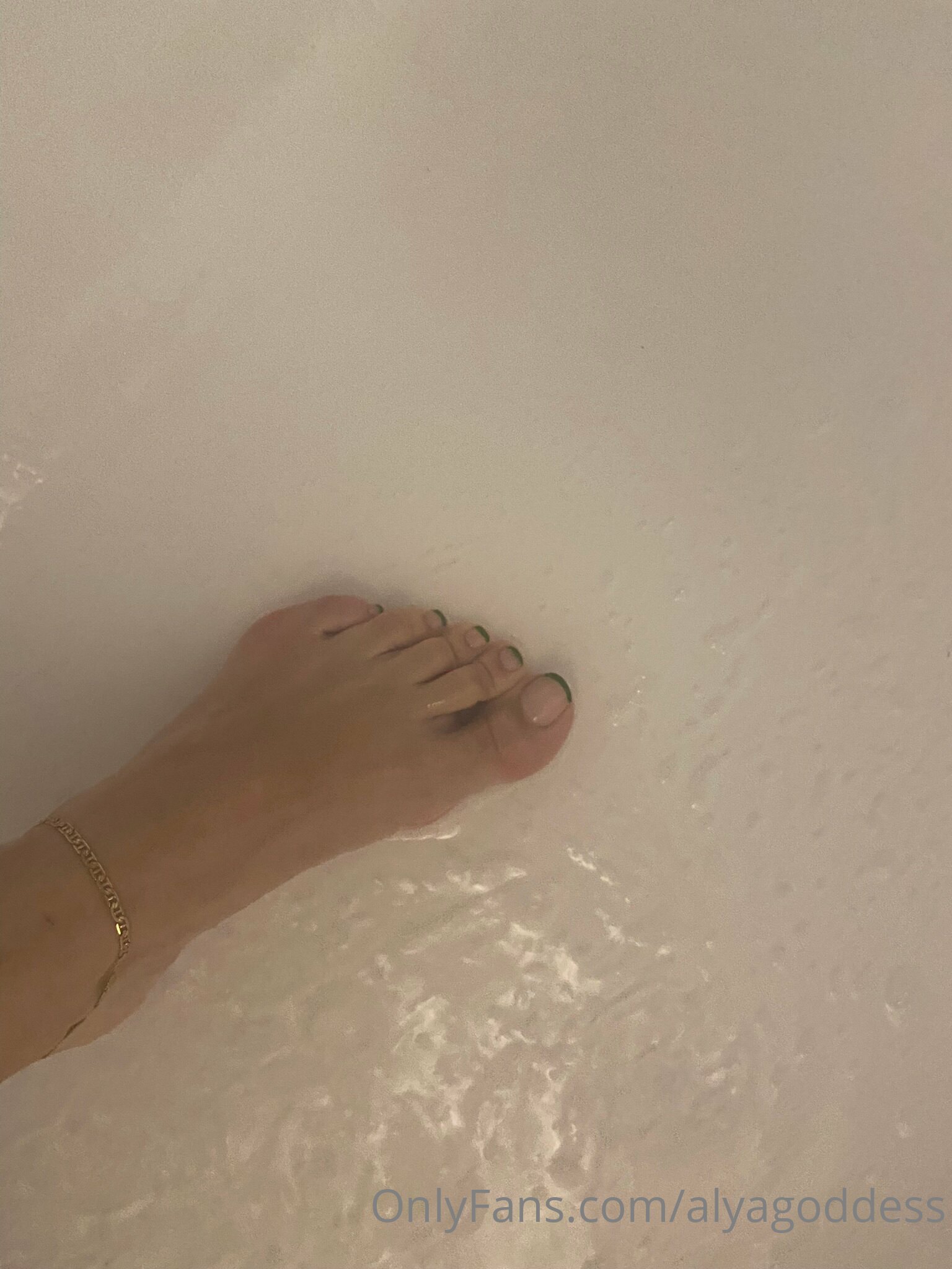 alyagoddess feet