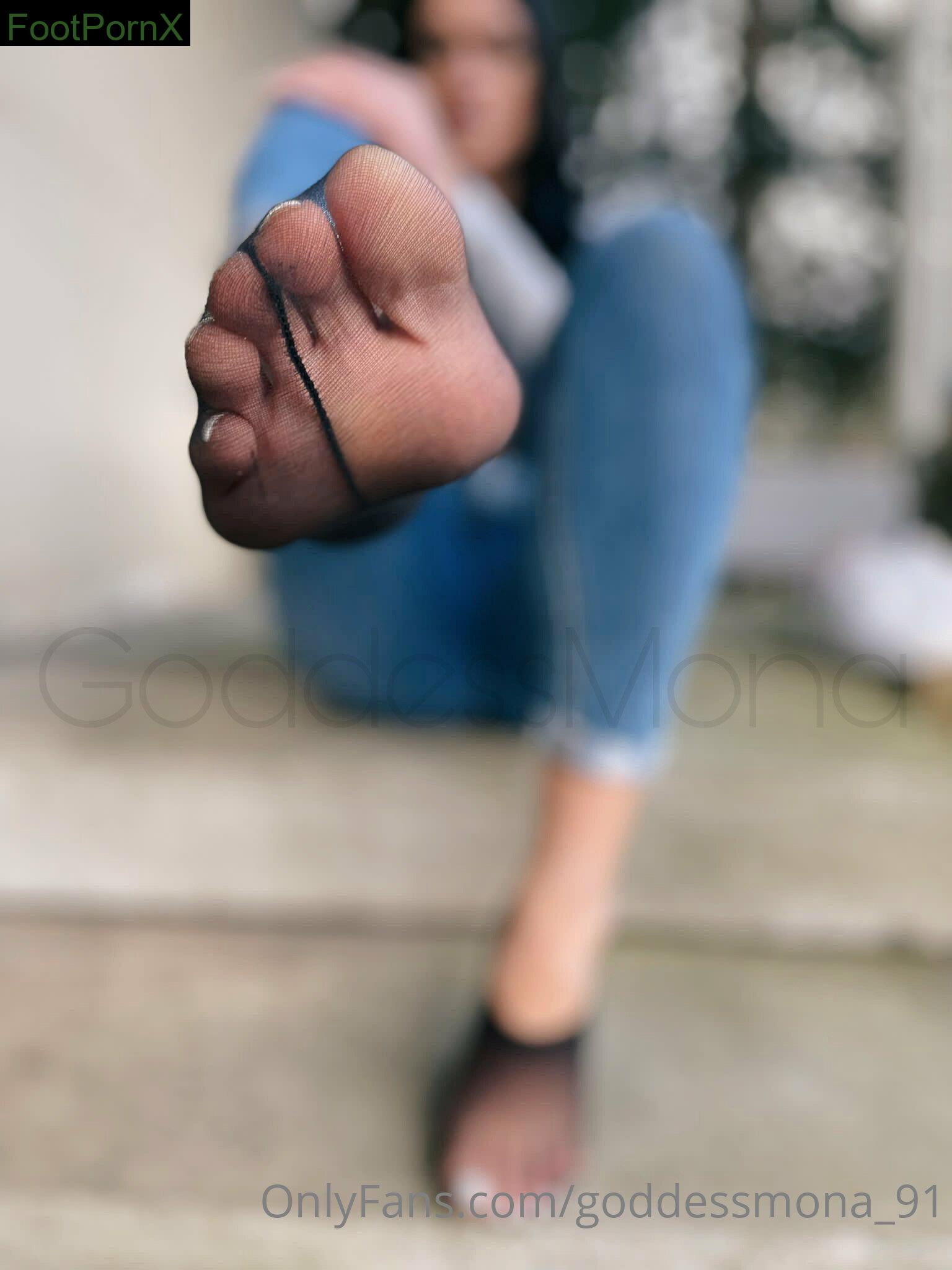 goddessmona_91 feet