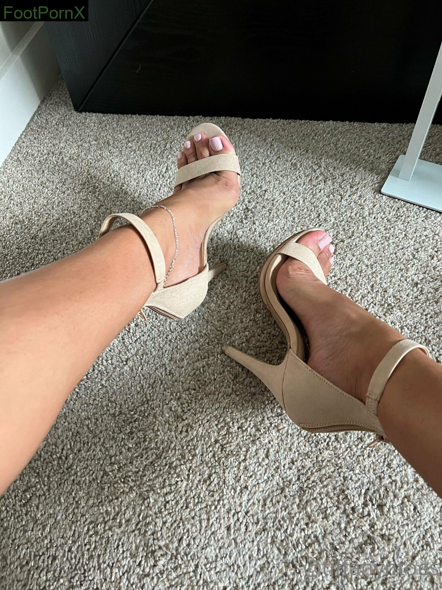alittleoftiff feet