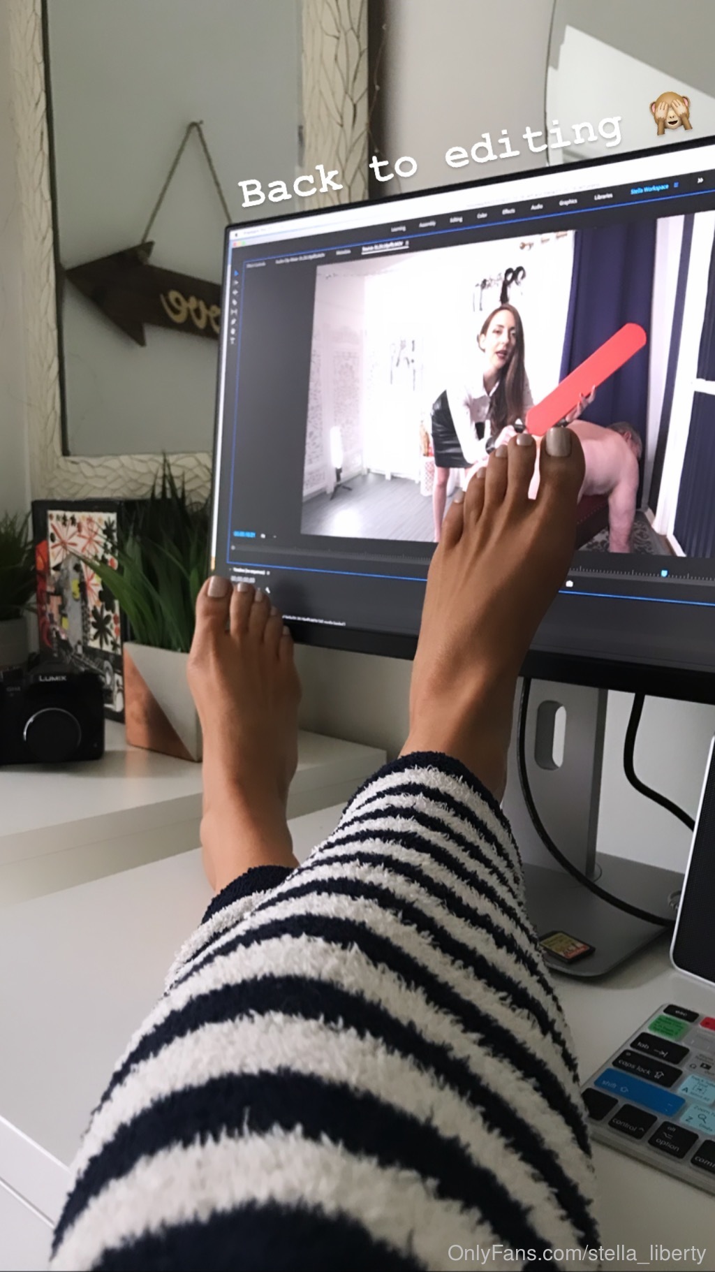 stella_liberty feet