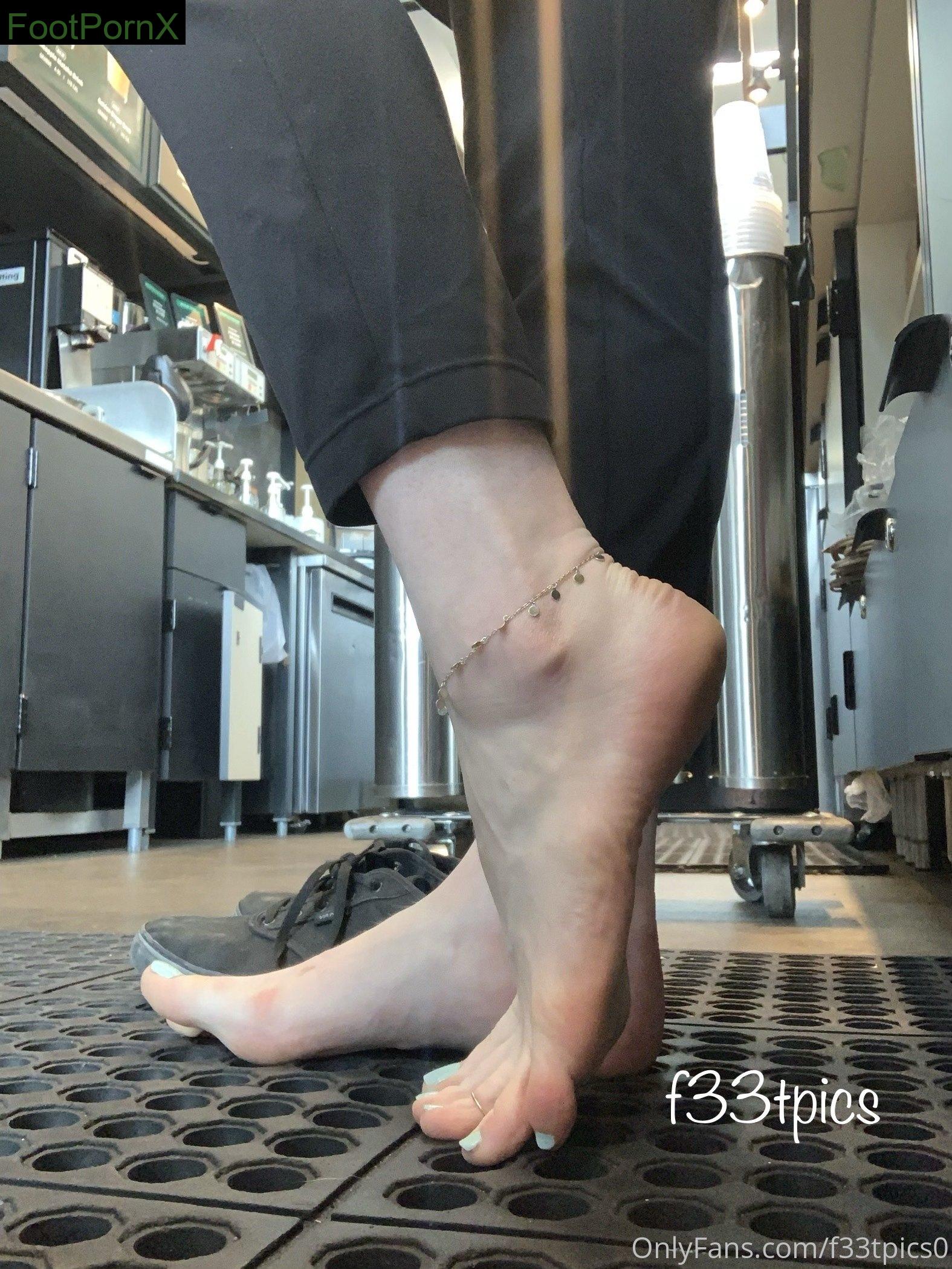 freckled feet feet