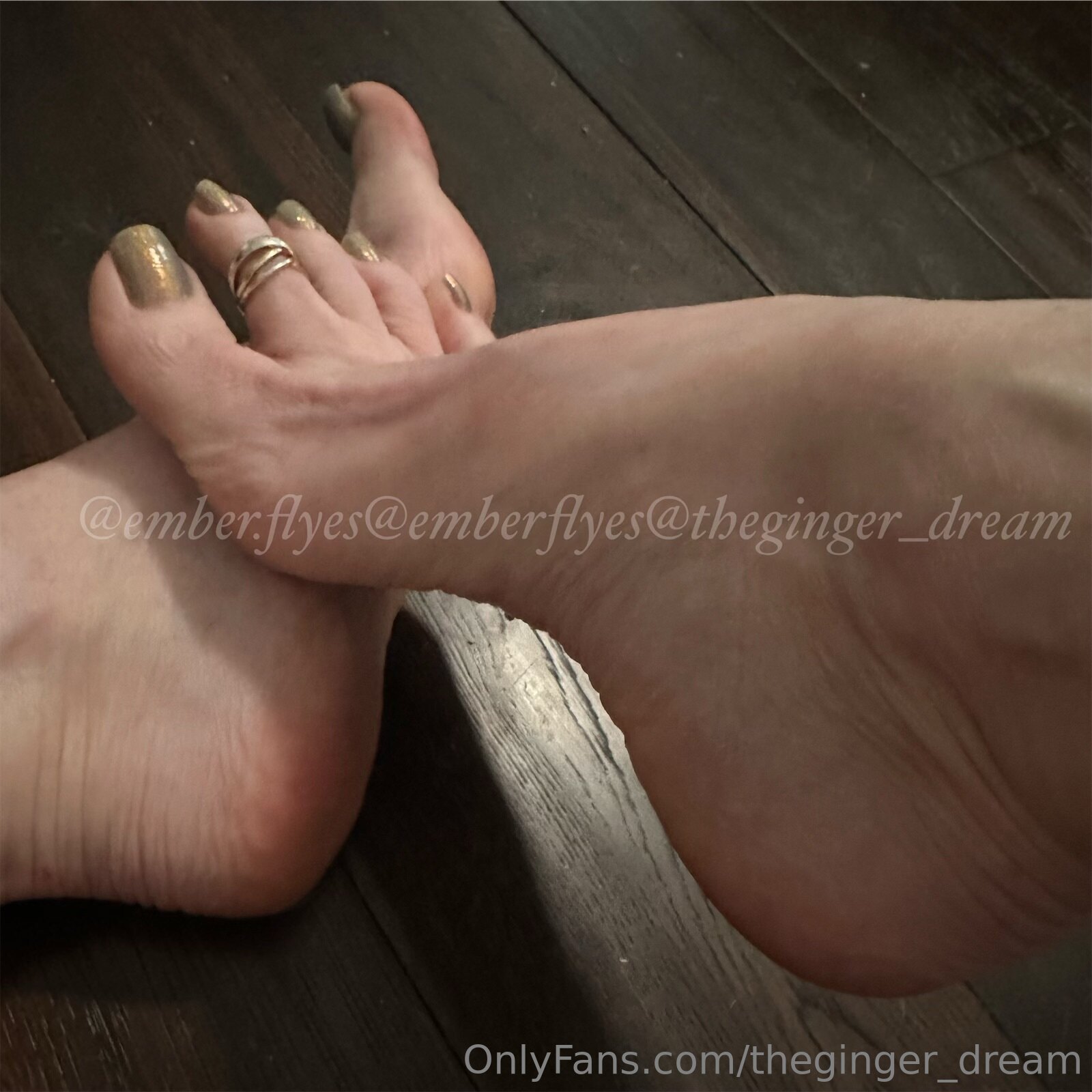 theginger_dream feet