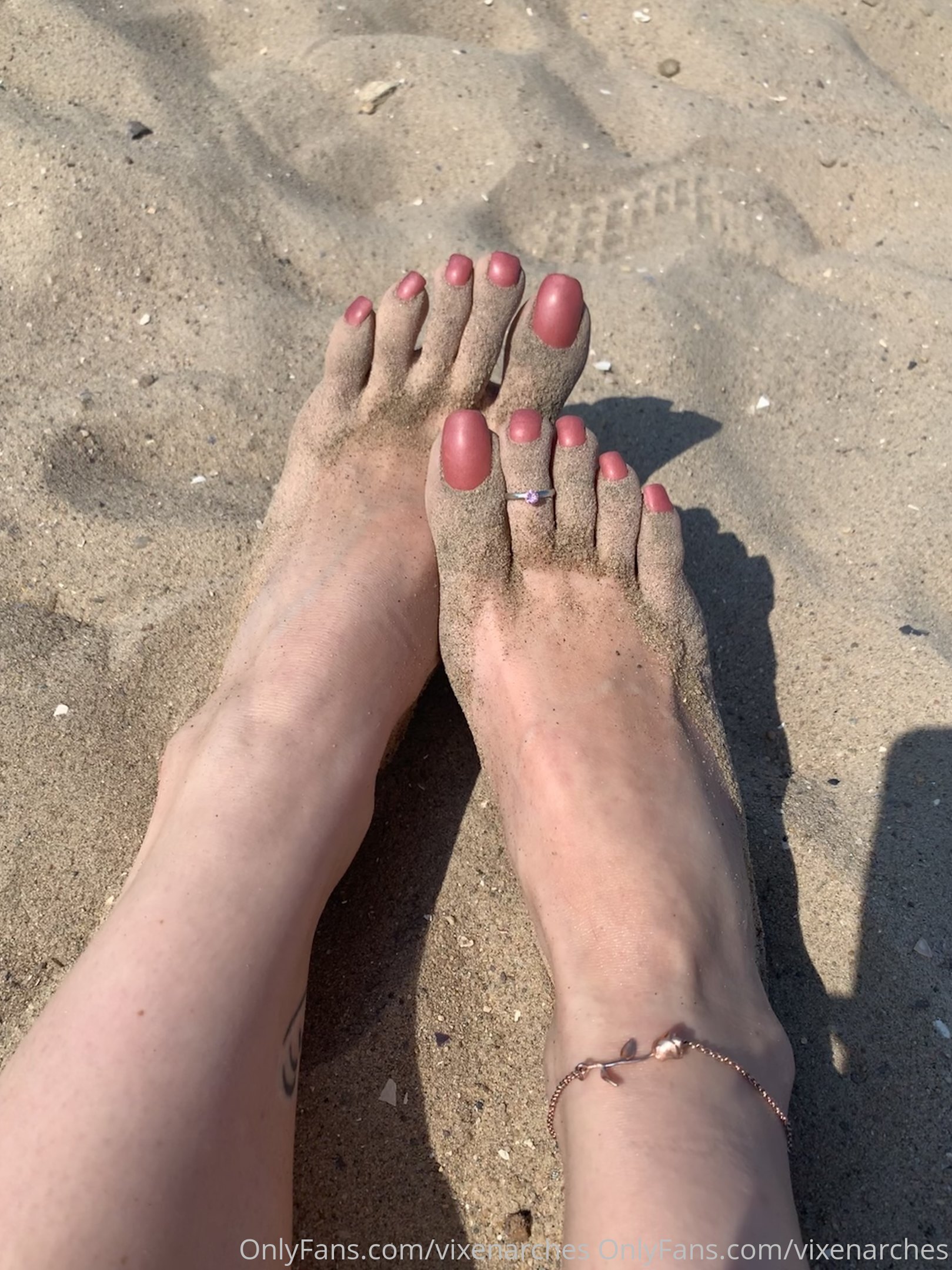 vixenarches feet