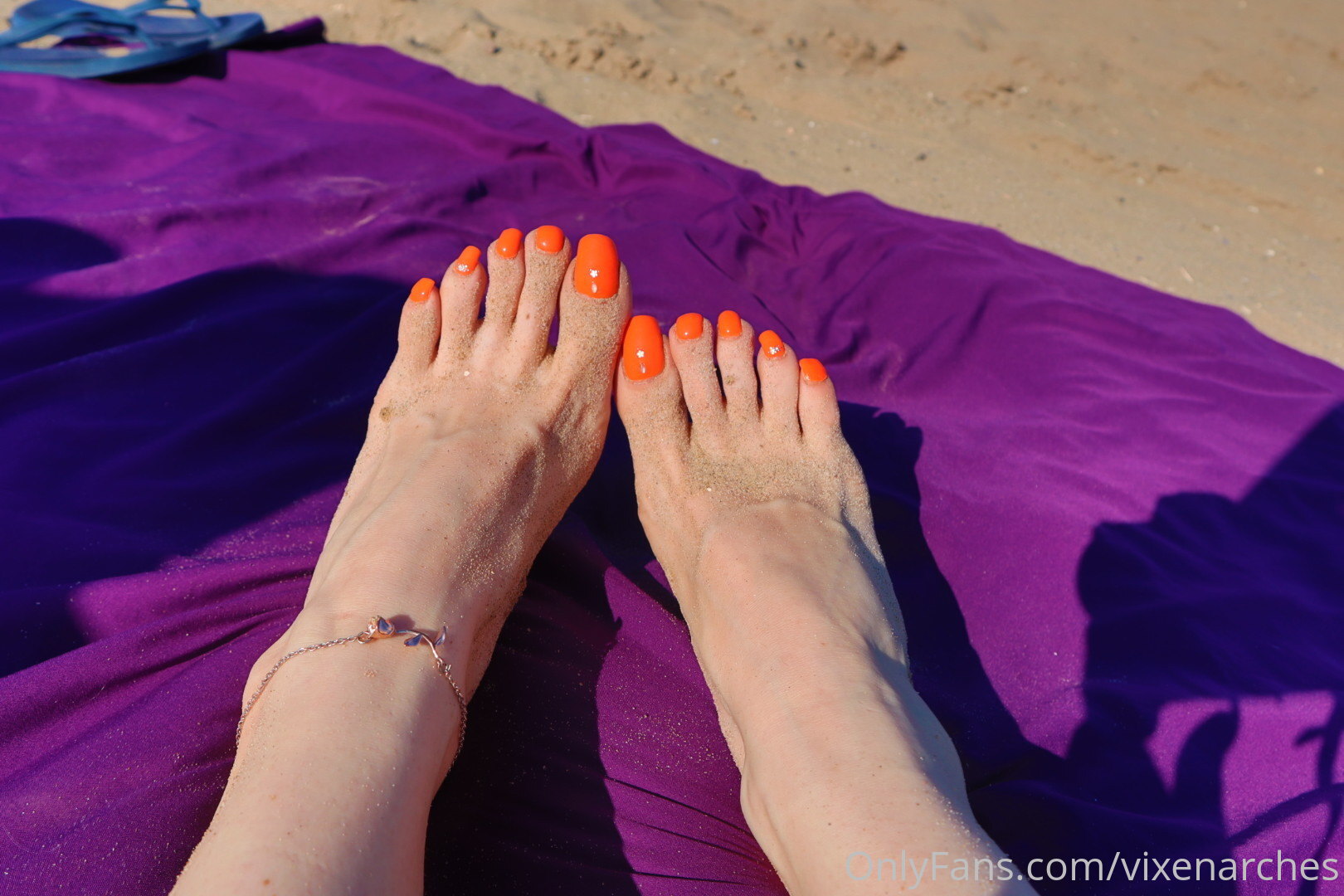 vixenarches feet