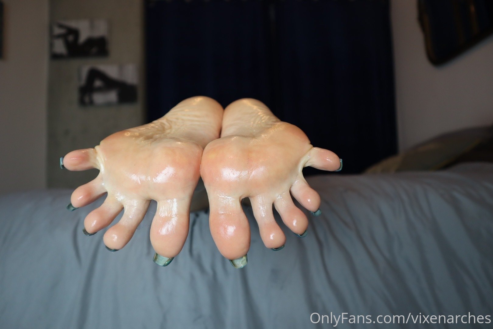 vixenarches feet