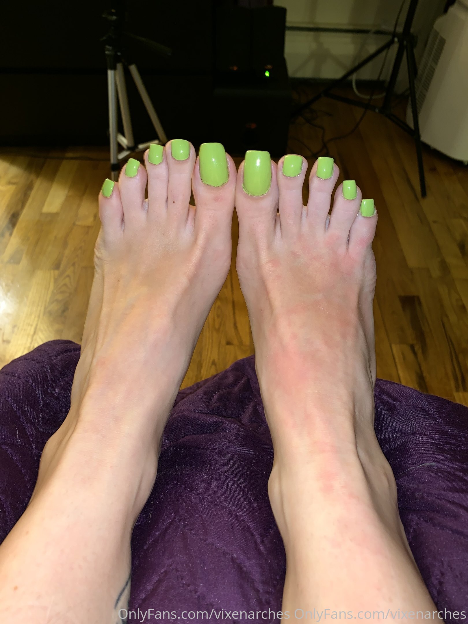 vixenarches feet