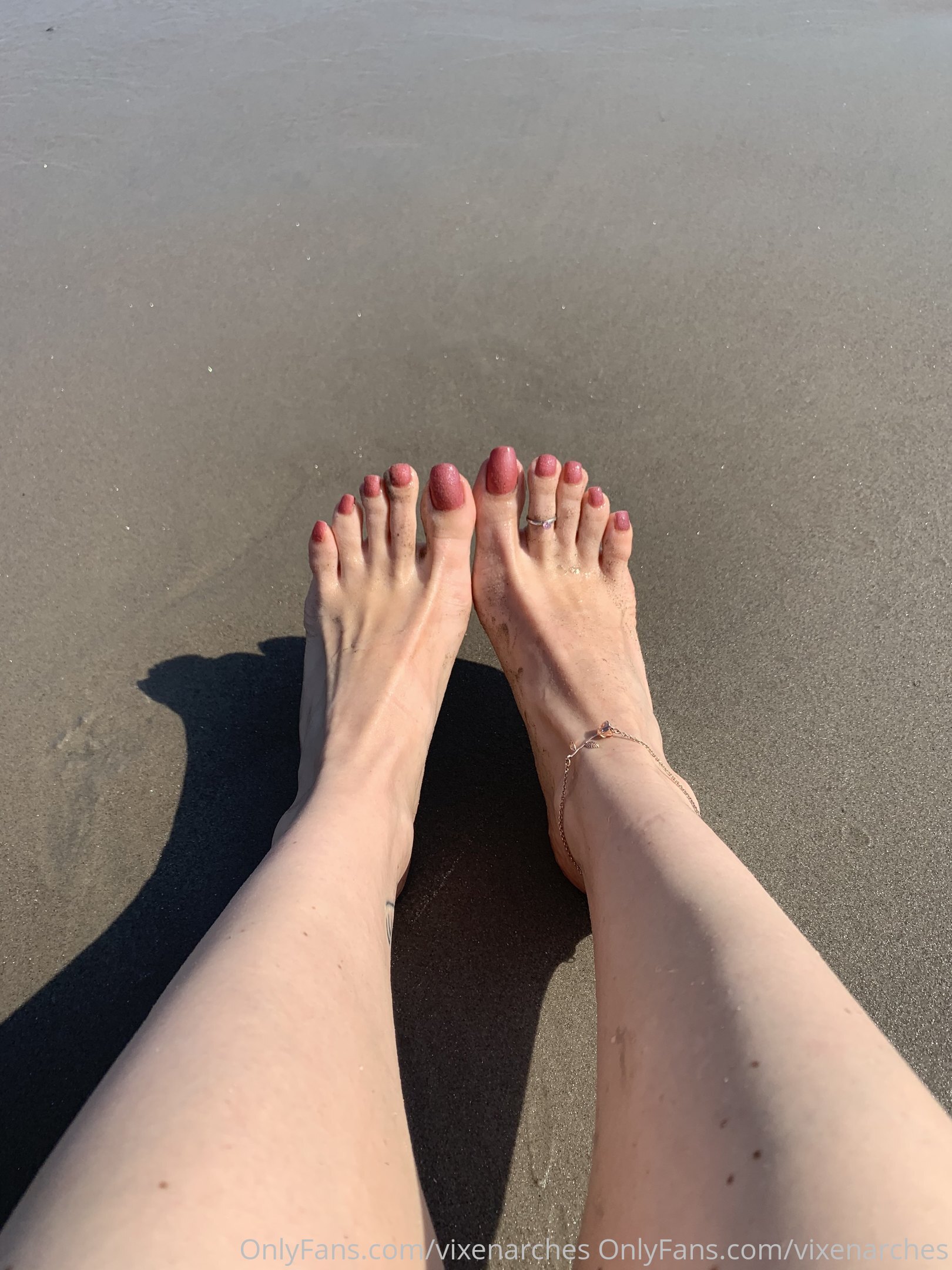 vixenarches feet