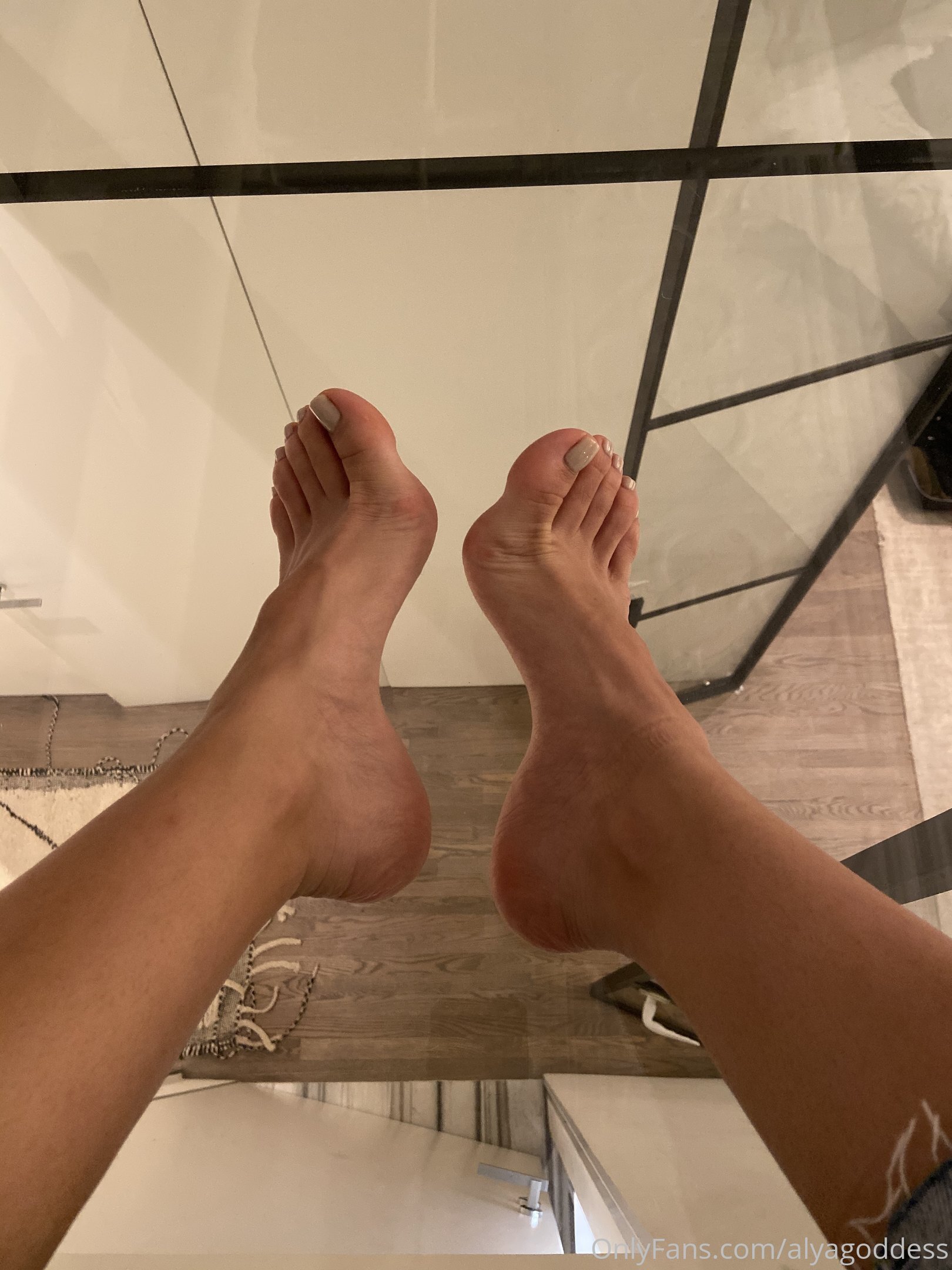 alyagoddess feet