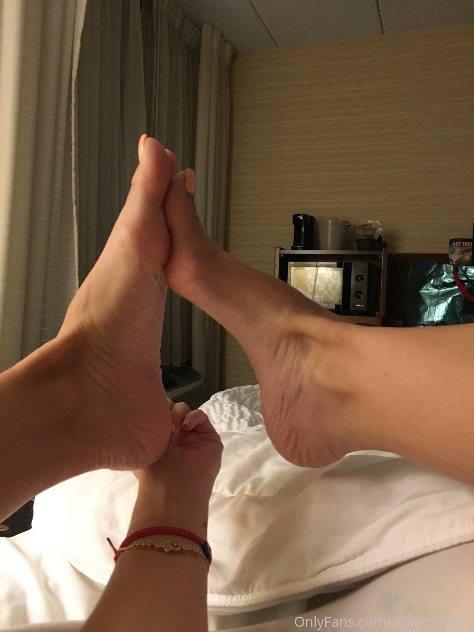 alyagoddess feet