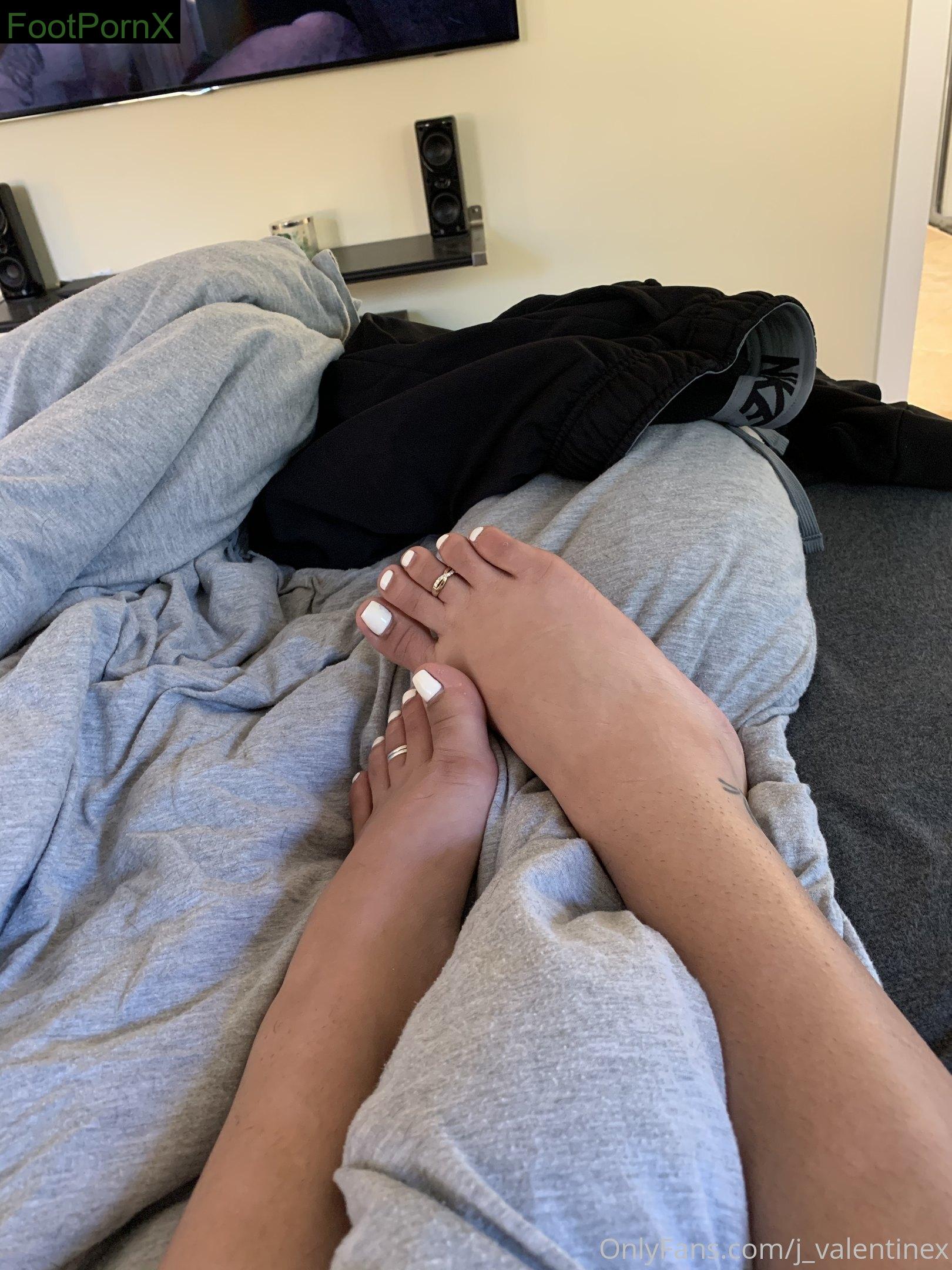 j_valentinex feet