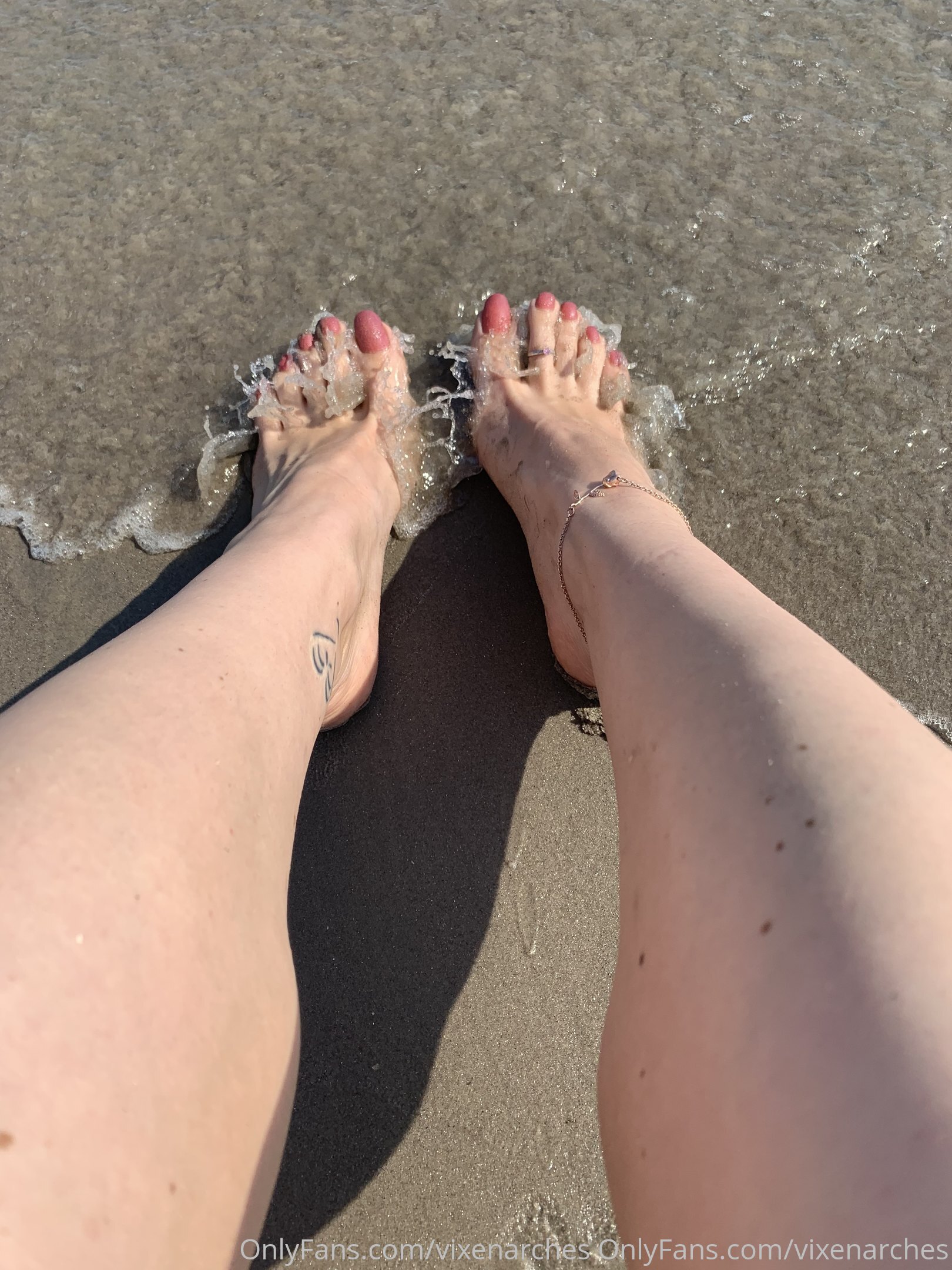 vixenarches feet