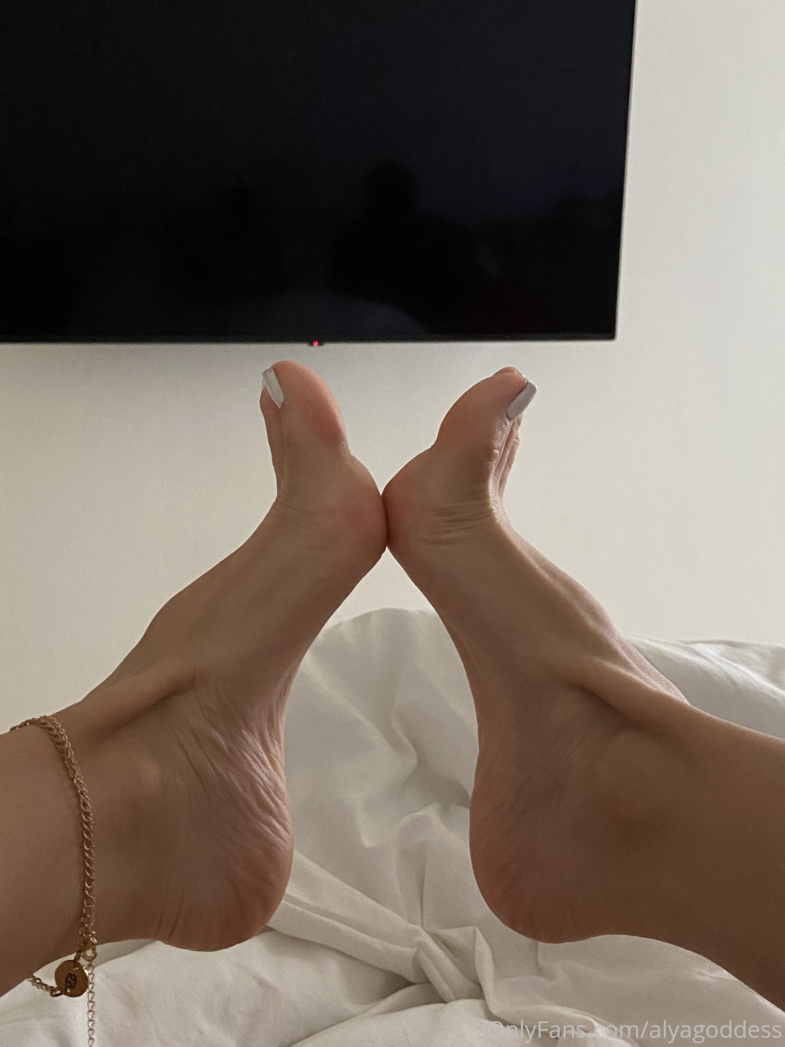 alyagoddess feet