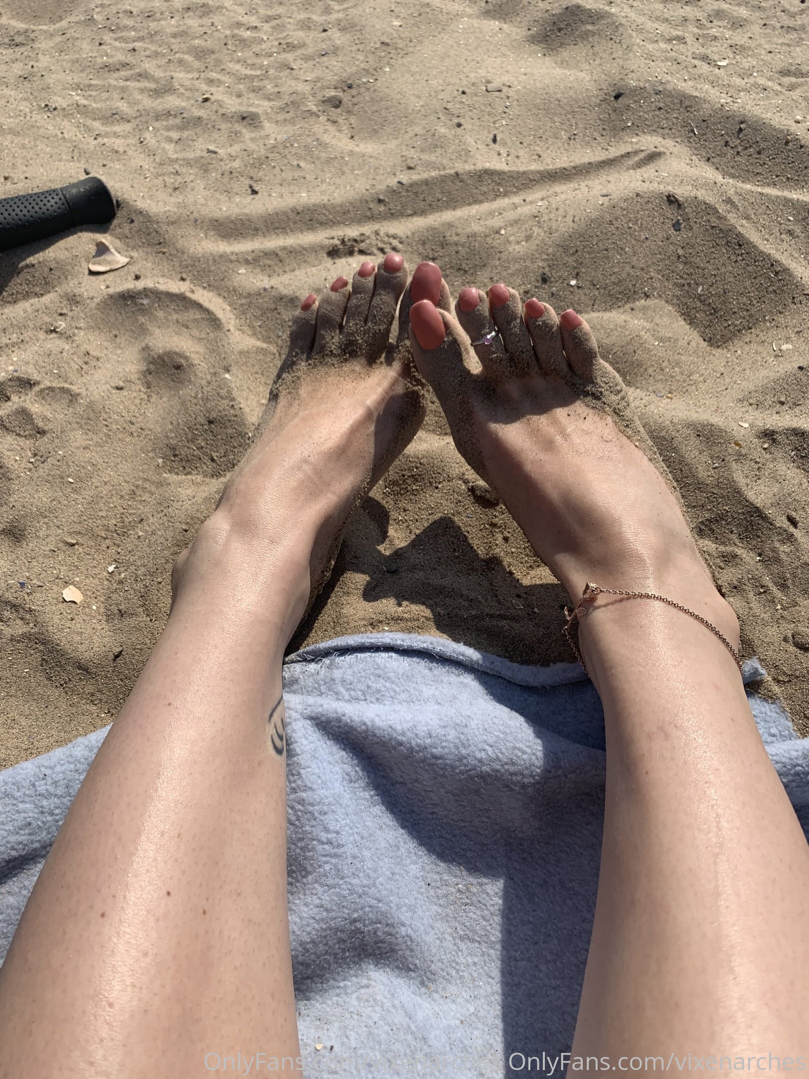 vixenarches feet