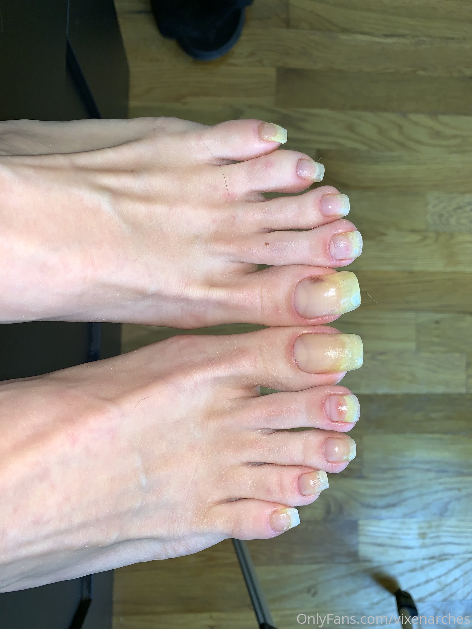 vixenarches feet