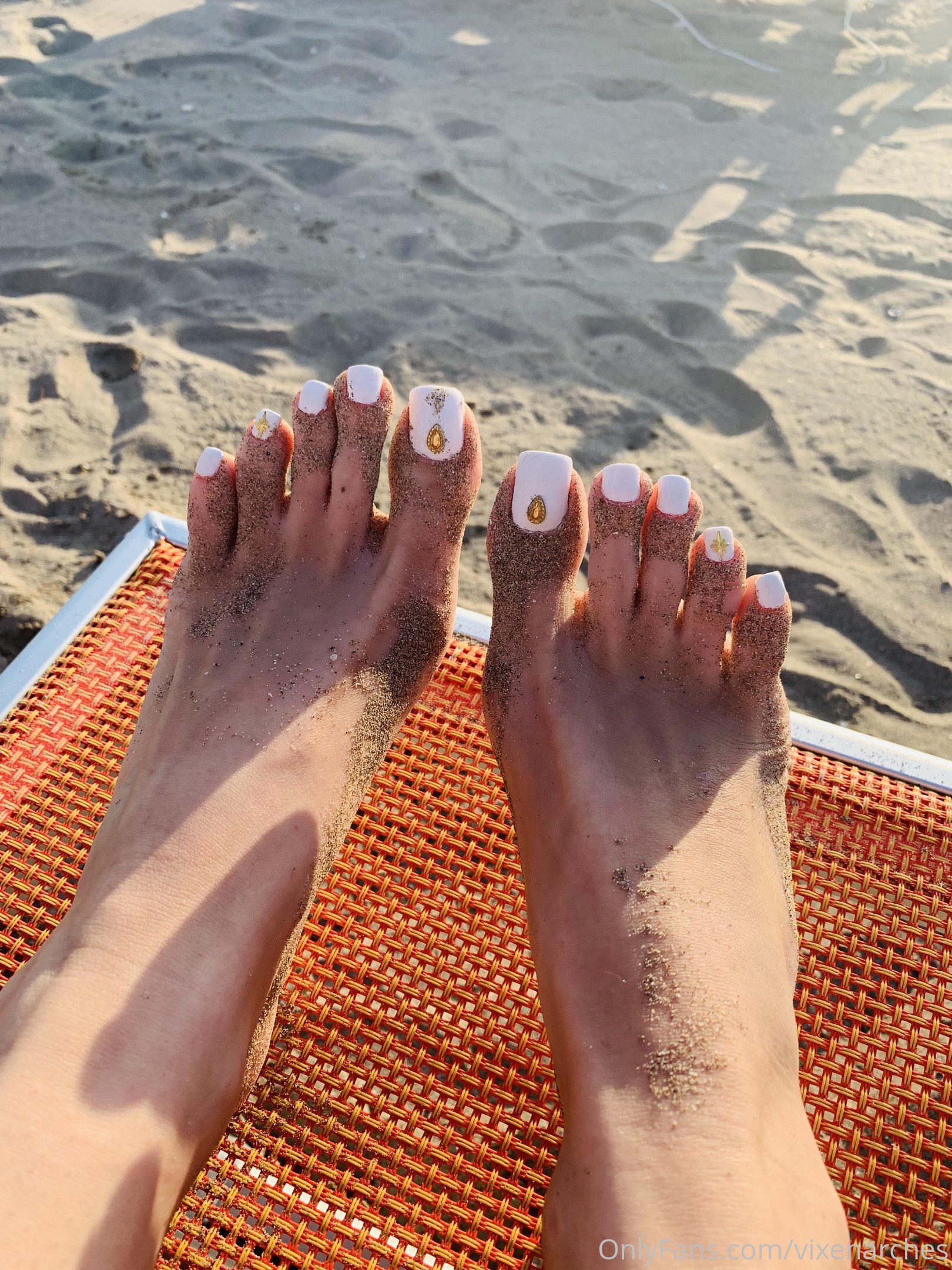 vixenarches feet